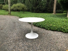 Vintage Round White Saarinen Style Tulip Dining Table