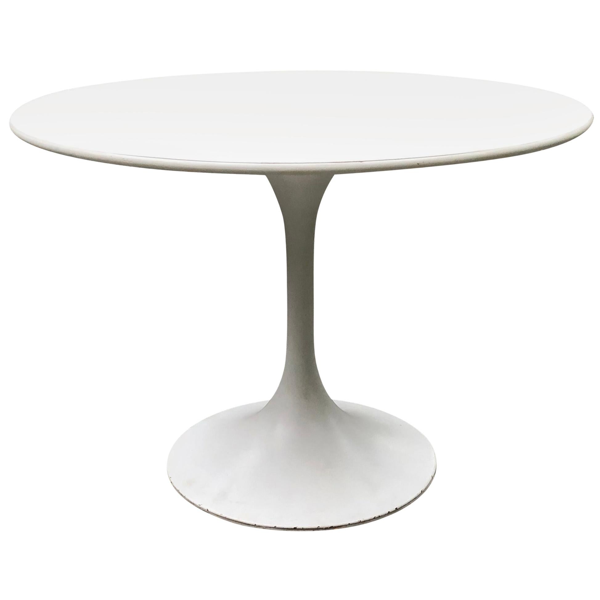 Vintage Round White Saarinen Style Tulip Dining Table