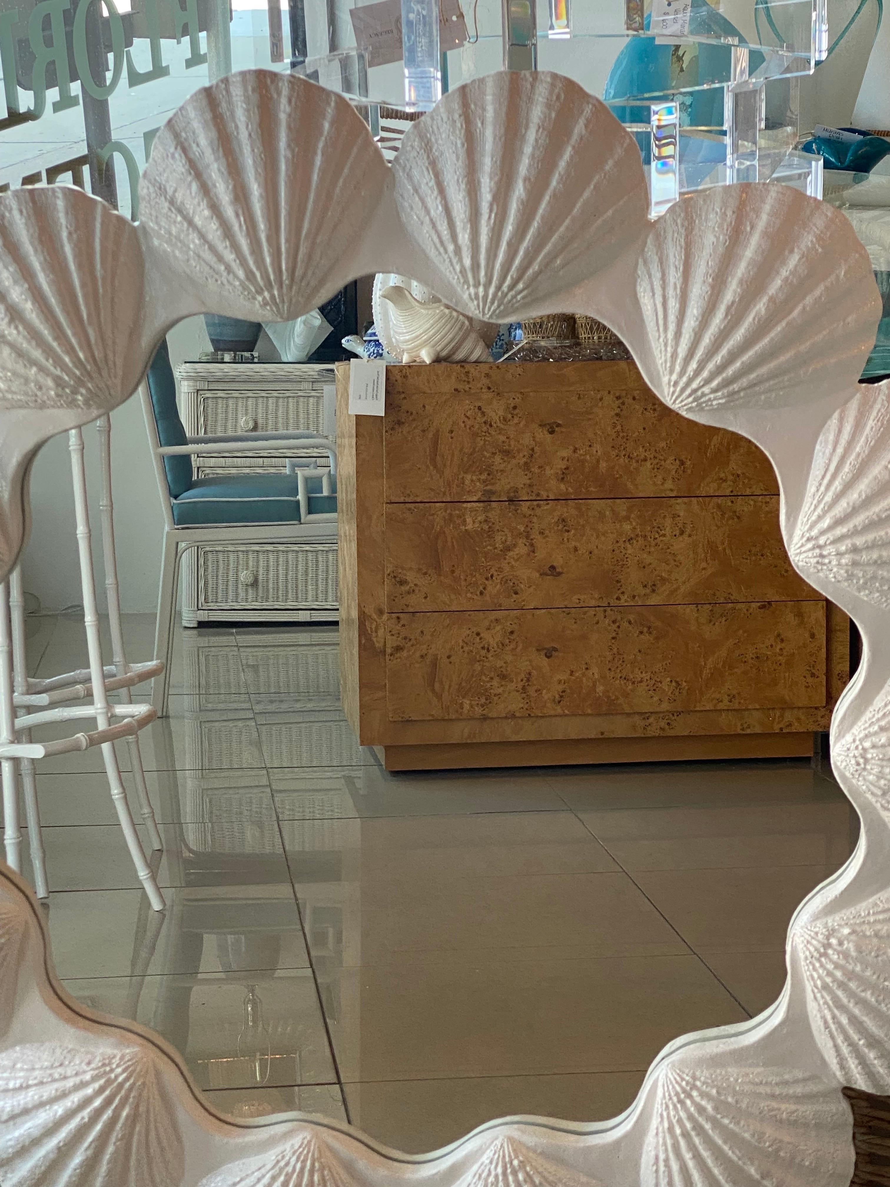 Late 20th Century Vintage Round Lacquered Palm Beach Scallop Seashell Shell Mirror Pair Available