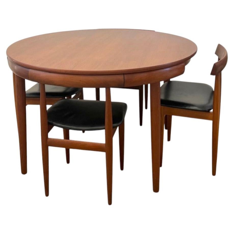 What is Round Table?