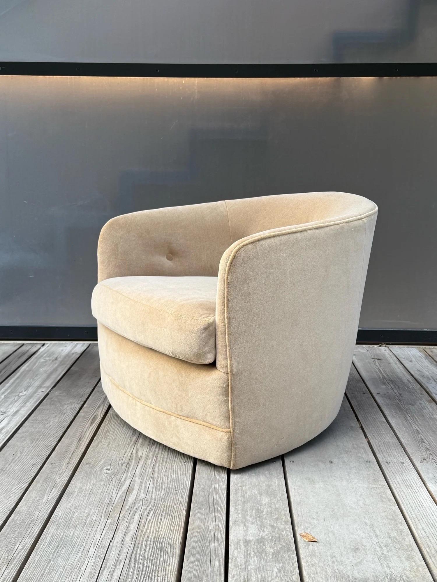 Milieu du XXe siècle Chaise longue pivotante et à bascule Roxy Vintage par Milo Baughman pour Thayer Coggin en vente