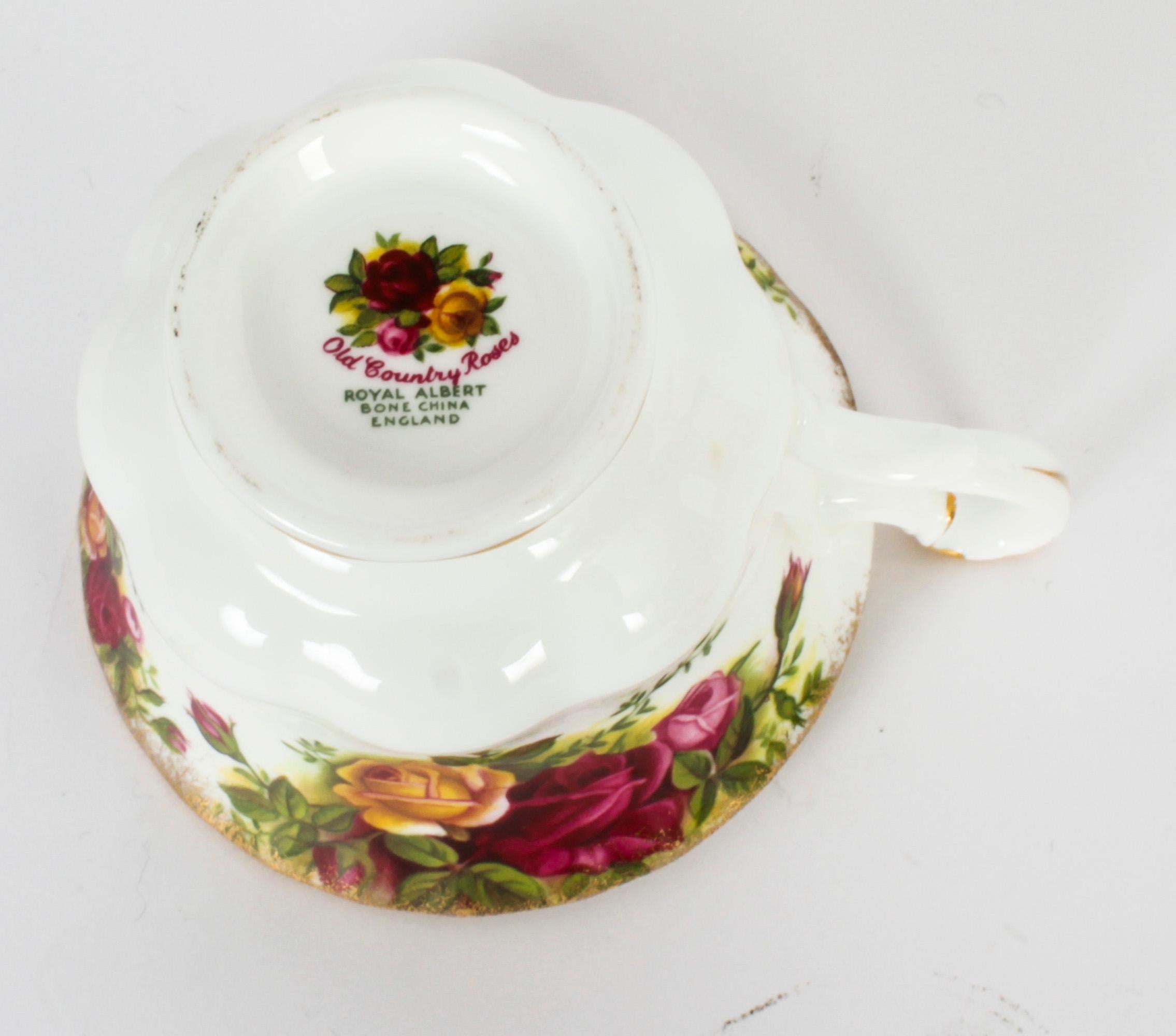 Porcelain Vintage Royal Albert 99 Piece Country Roses Full Dinner Service Mid Century