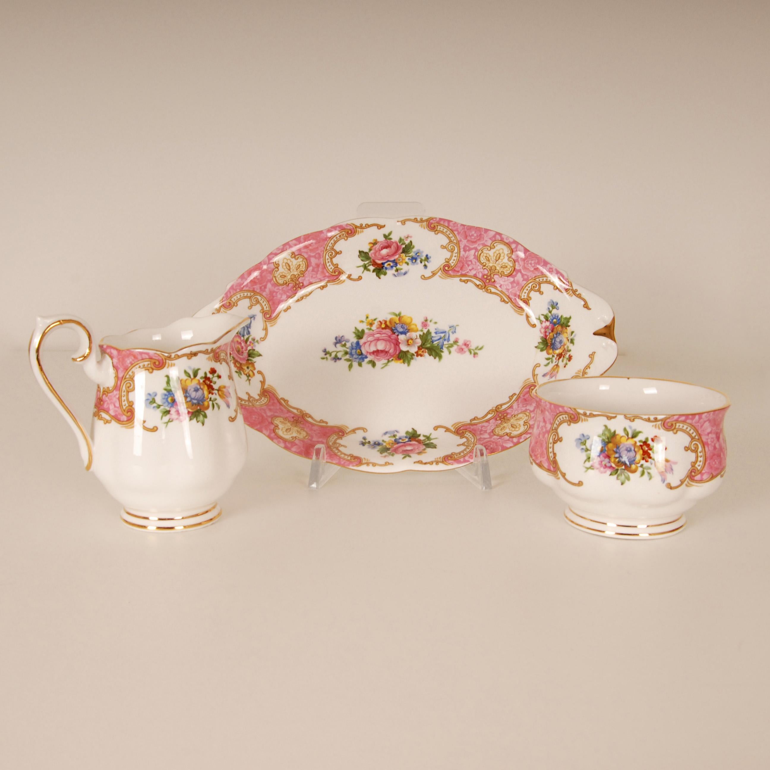 Céramique Service à thé et assiettes vintage Royal Albert Bone à motif Lady Carlyle 14 pièces