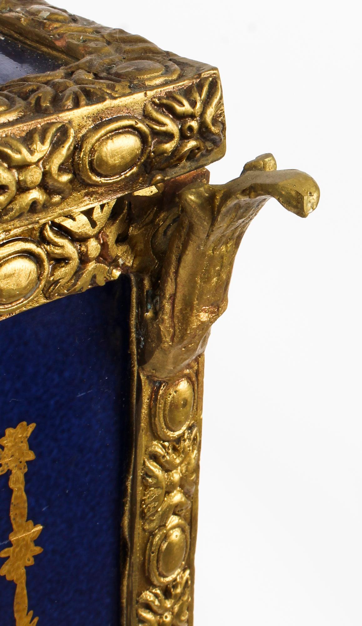 Late 20th Century Vintage Royal Blue Sèvres Porcelain Jewellery Casket, 20th Century
