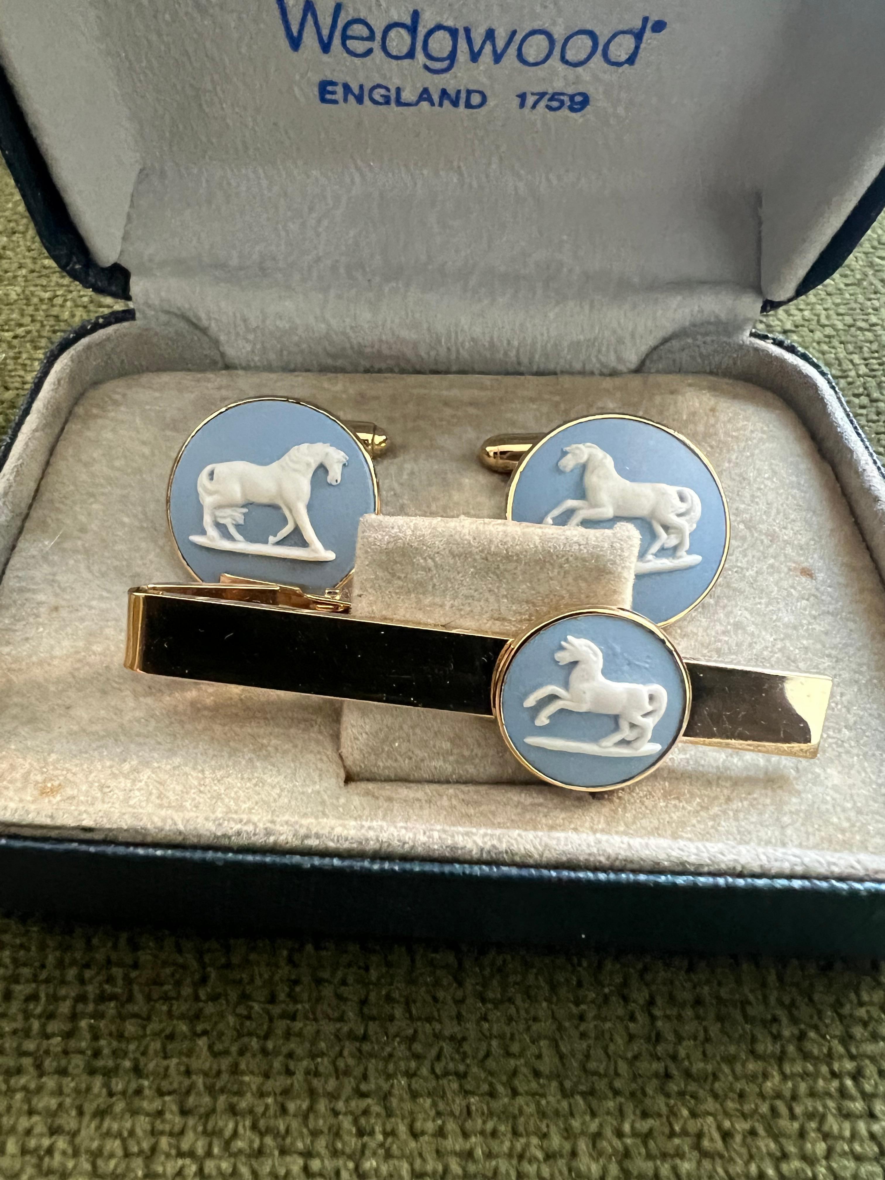 Vintage Royal British Wedgwood Jasper ware Gold Platte Manschettenknöpfe CIRCA 1980 im Angebot 1