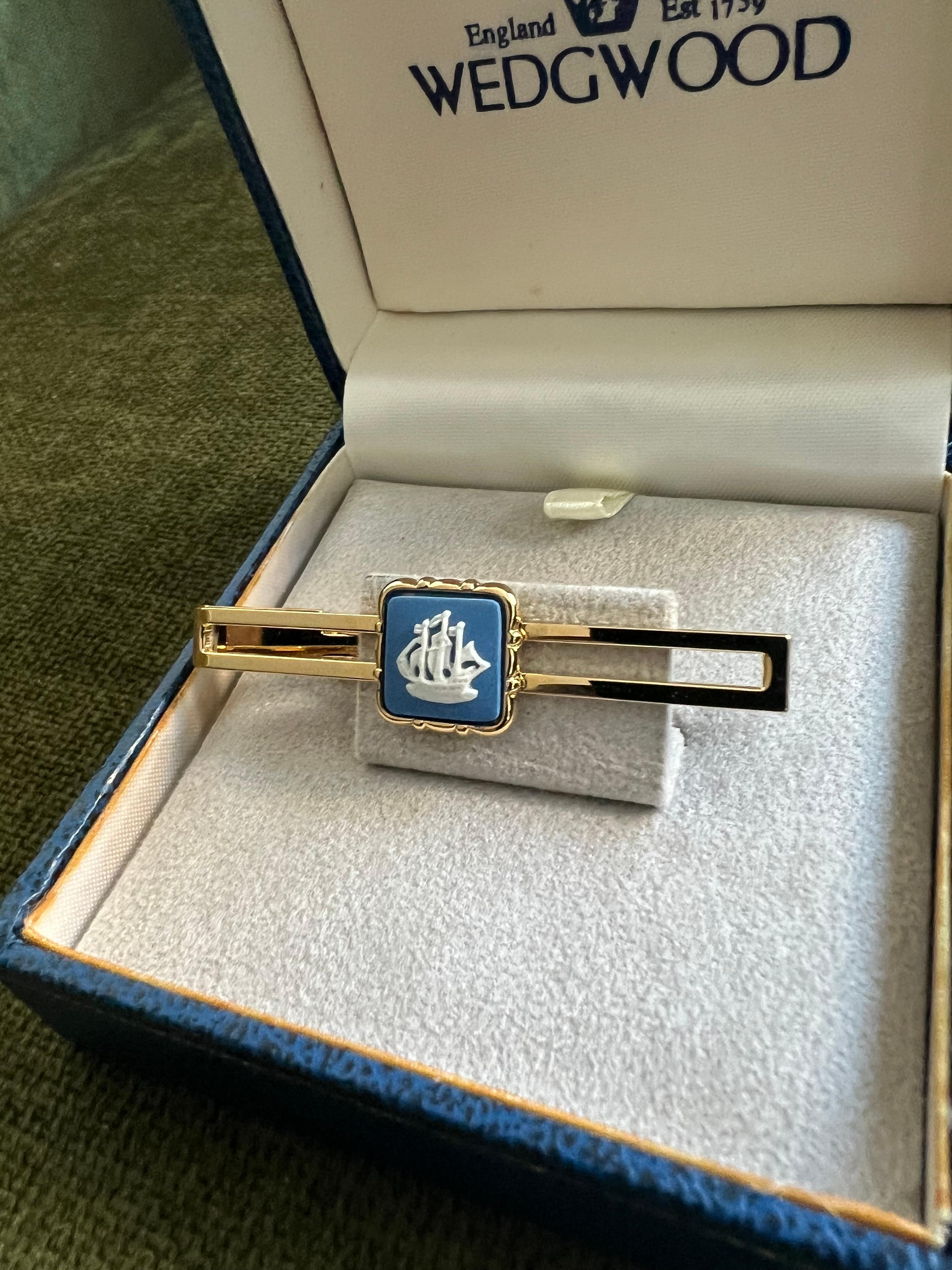 Vintage Royal British Wedgwood Jasper ware Gold Plate Tie Clip CIRCA 1980 im Angebot 4