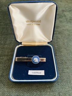 Vintage Royal British “Wedgwood” Jasper ware Gold Plate Tie Clip Circa 1980