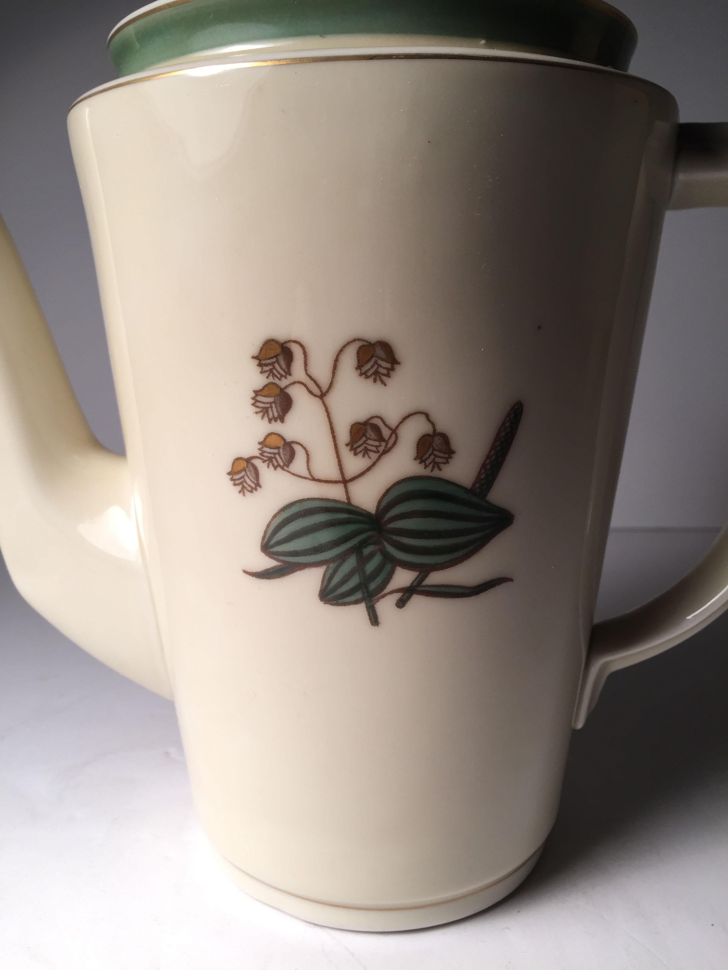 Mid-Century Modern Service à café vintage en porcelaine de Royal Copenhagen Denmark Quaking Grass en vente