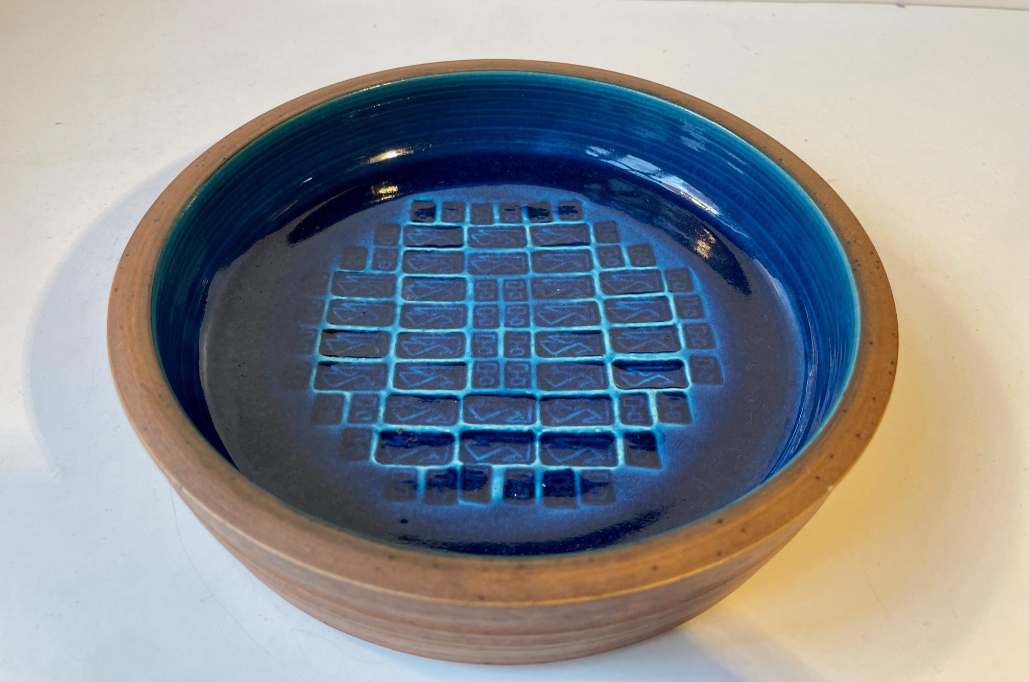 Mid-Century Modern Vintage Royal Copenhagen Stoneware Bowl with Abstract Blue Decor, 1960s For Sale