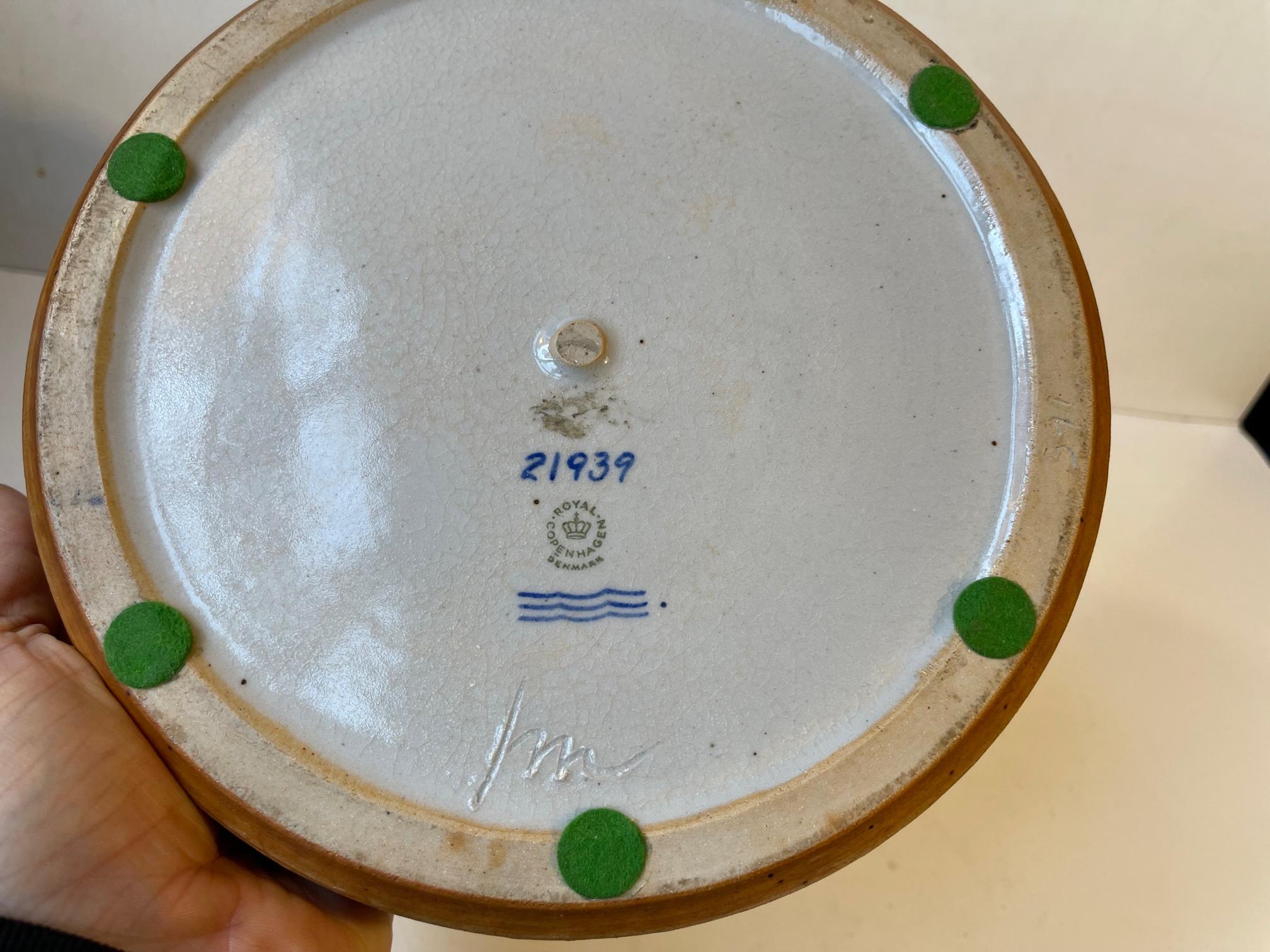 Vintage Royal Copenhagen Stoneware Bowl with Abstract Blue Decor, 1960s In Good Condition For Sale In Esbjerg, DK