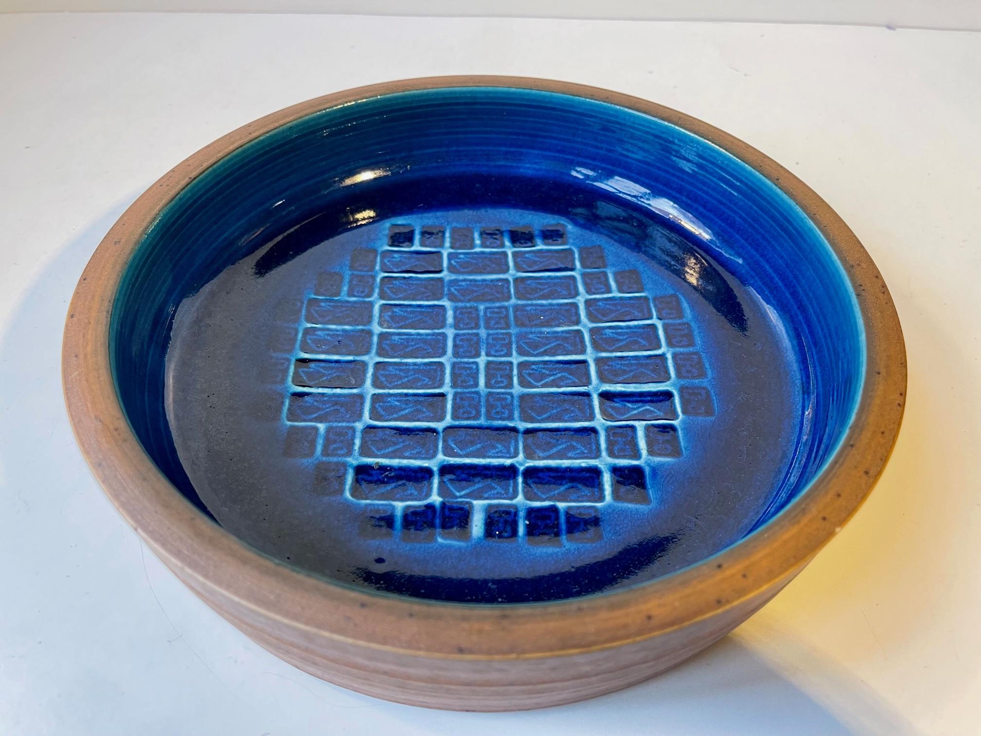 Vintage Royal Copenhagen Stoneware Bowl with Abstract Blue Decor, 1960s For Sale 1