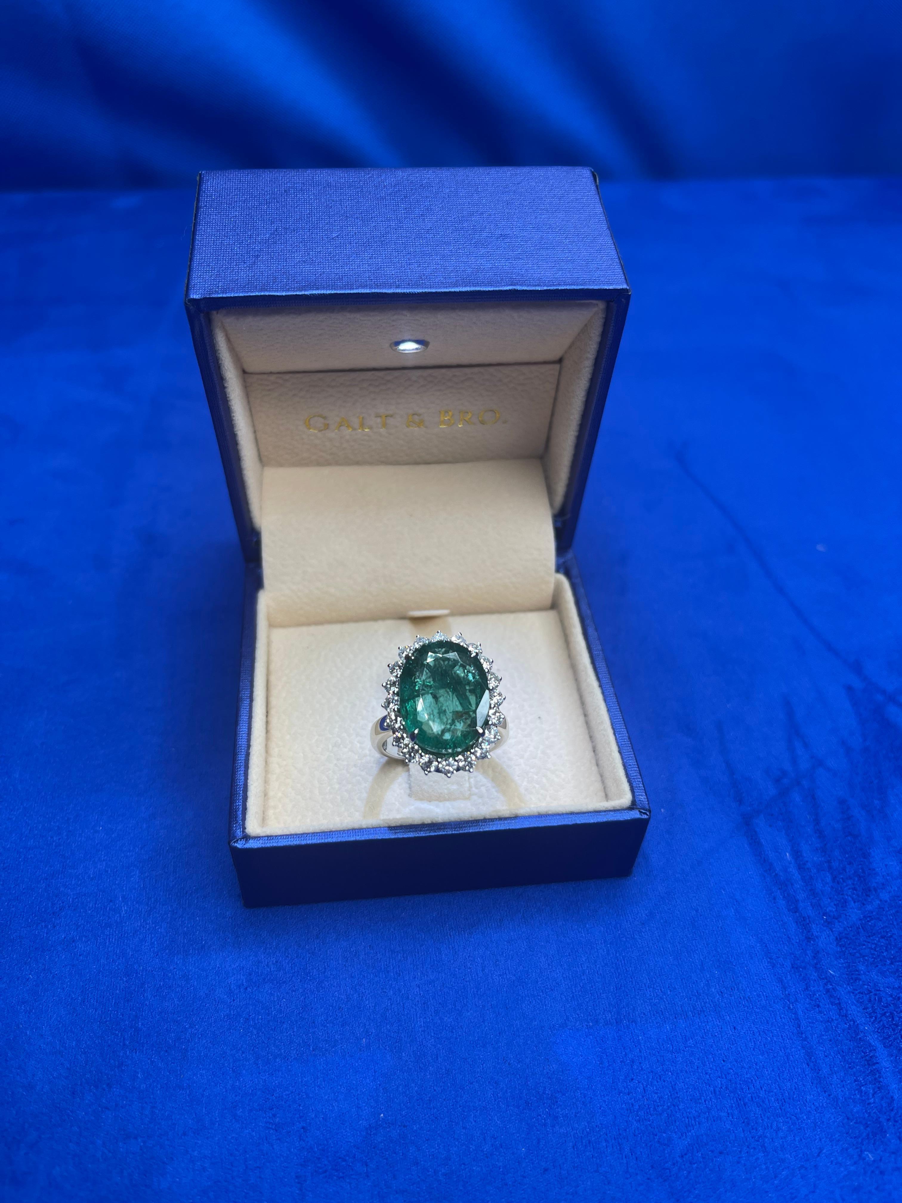 Vivid Oval Emerald Diamond Sun Ray Halo Unique Luxury Vintage 18 White Gold Ring For Sale 3