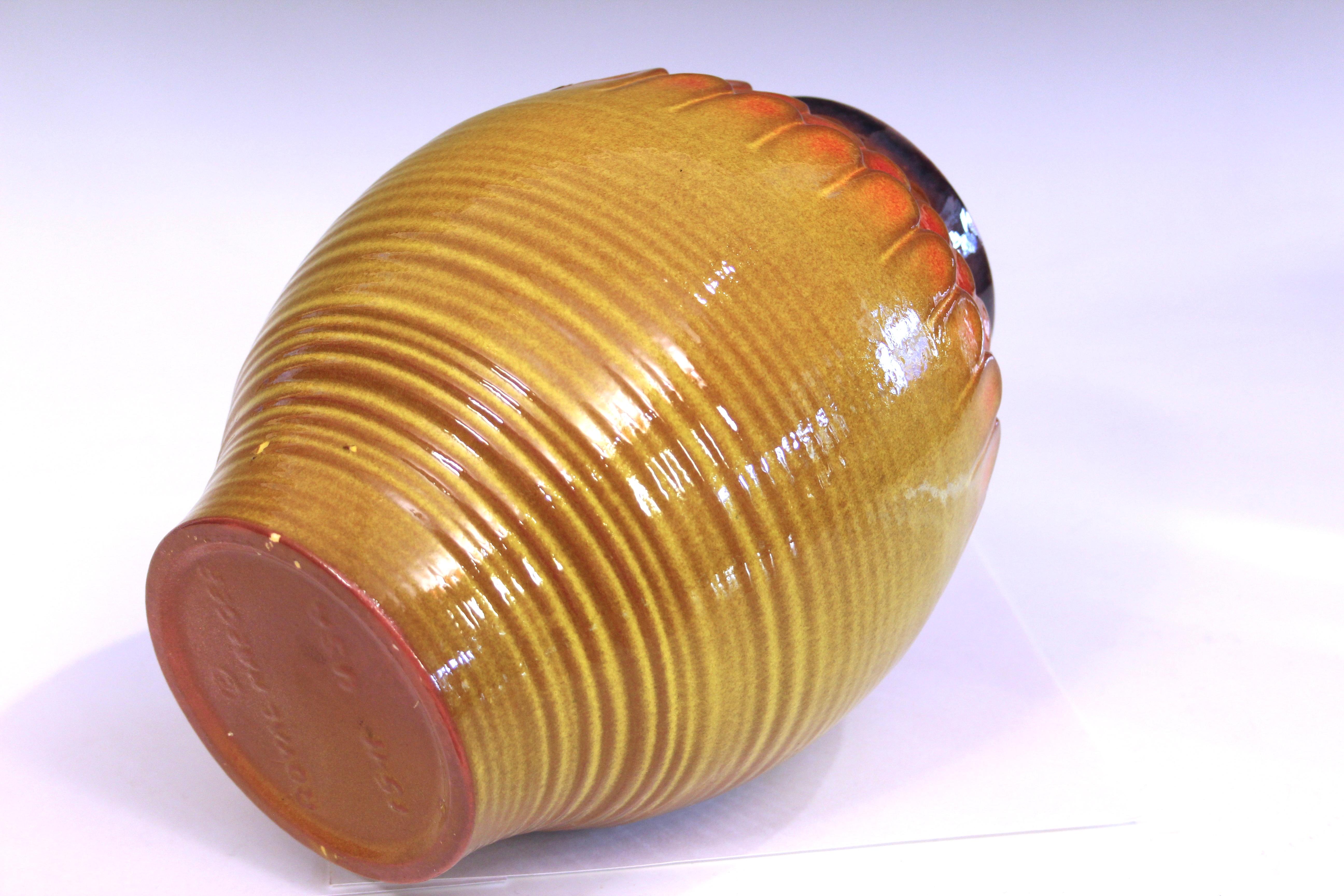 Vase Art Déco Lotus Blossom chromé rouge orangé Royal Haeger en vente 3