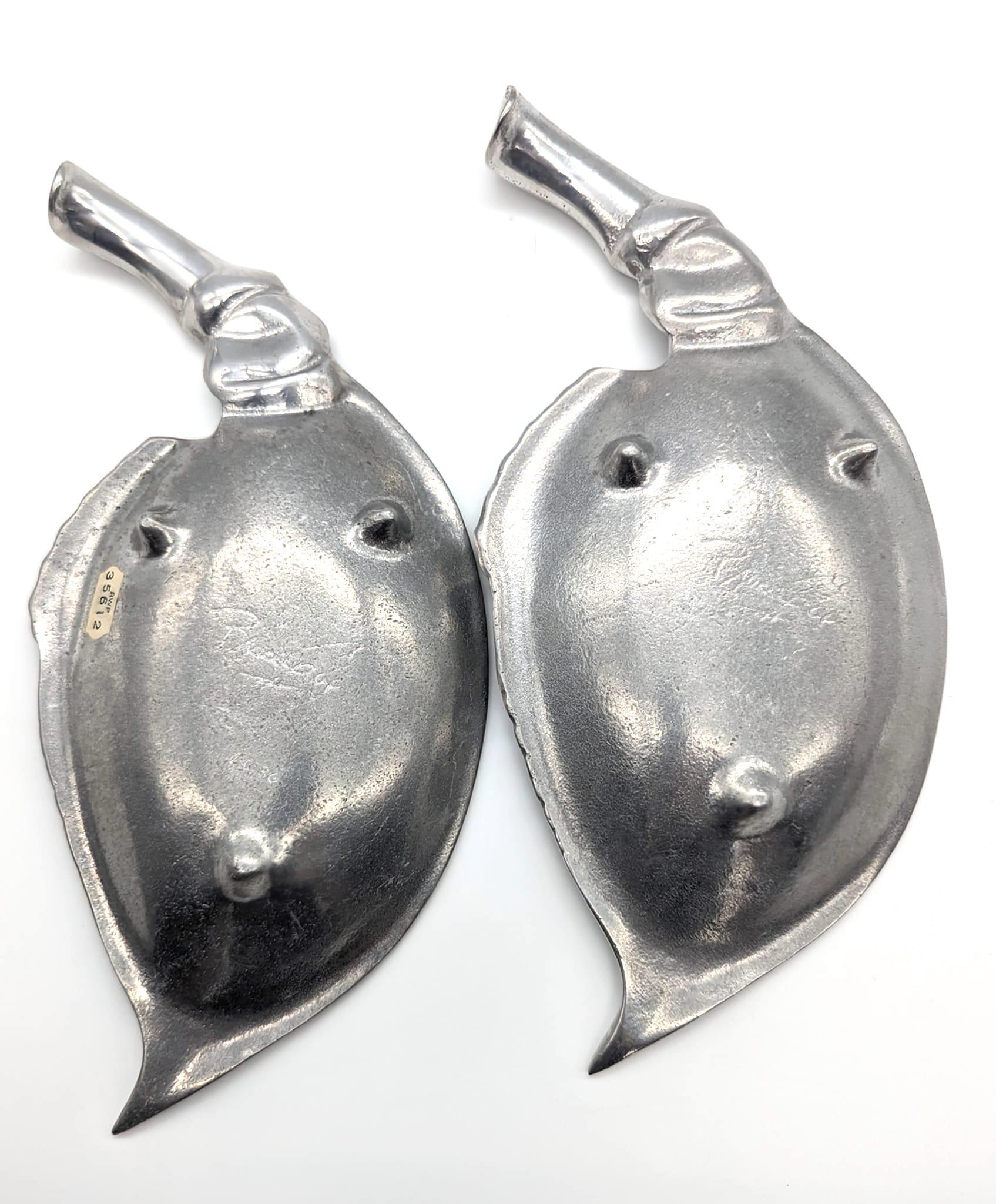 Vintage Royal Hickman Bruce Cox Platos de peltre con concha de pez firmados, lote de 10 Vaciado en venta