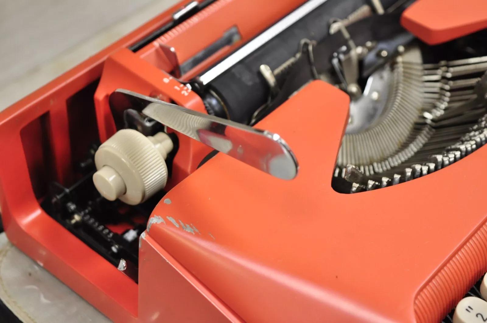Vintage Royal Holland Parade Coral Red Mid Century Modern Typewriter in Case For Sale 1