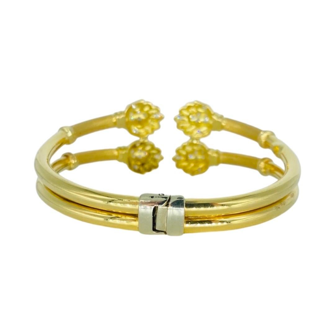 Women's or Men's Vintage Royal Leaf 1.00 Carat Diamonds Signed Bangle a bracelet 18k Gold For Sale