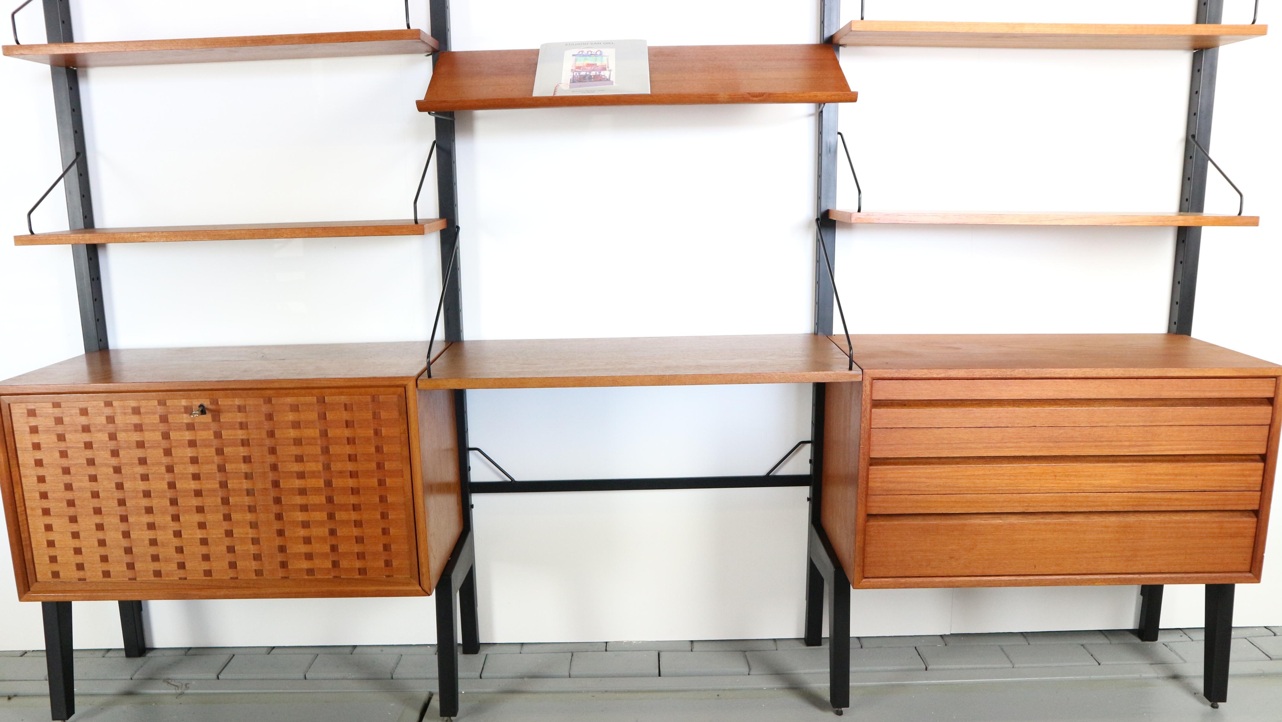 Vintage Royal System Modular free standing Wall Unit by Poul Cadovius for Cado 4