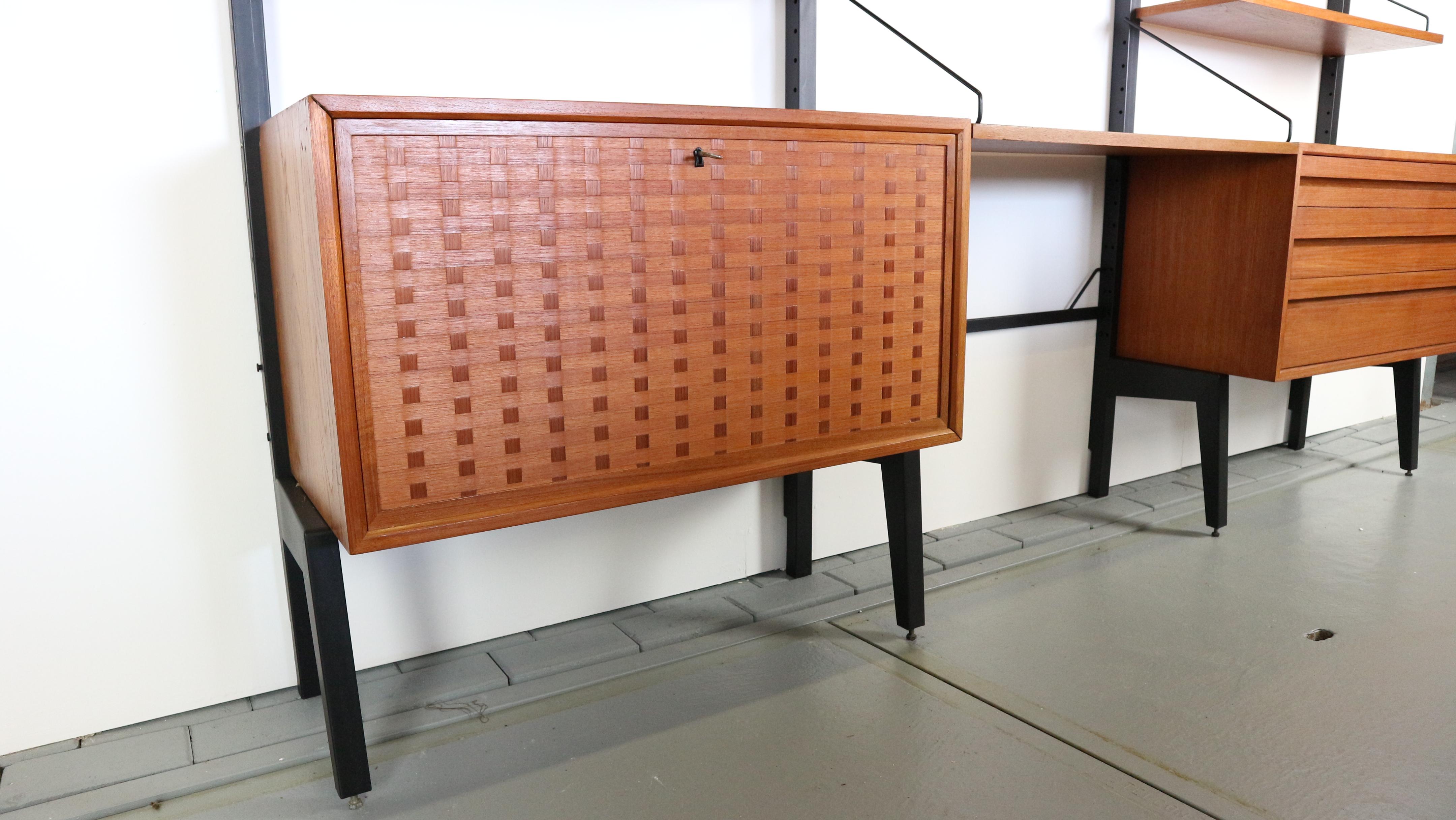 Danish Vintage Royal System Modular free standing Wall Unit by Poul Cadovius for Cado