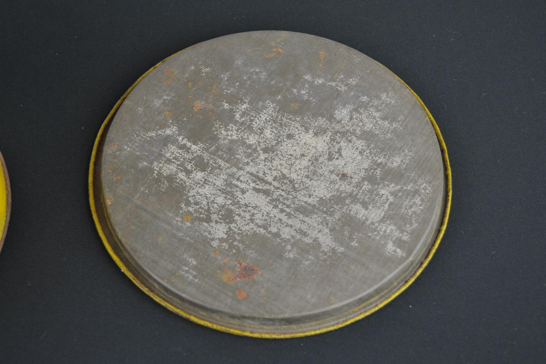 Vintage Royal Toffee Tin, 1960s, The Netherlands For Sale 5