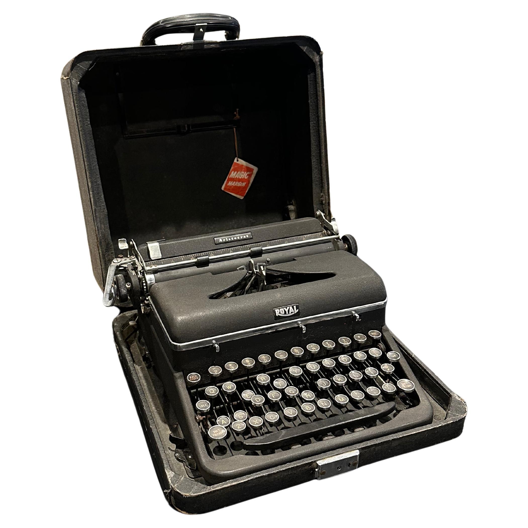 Machine à écrire Vintage Royal - Noir en vente