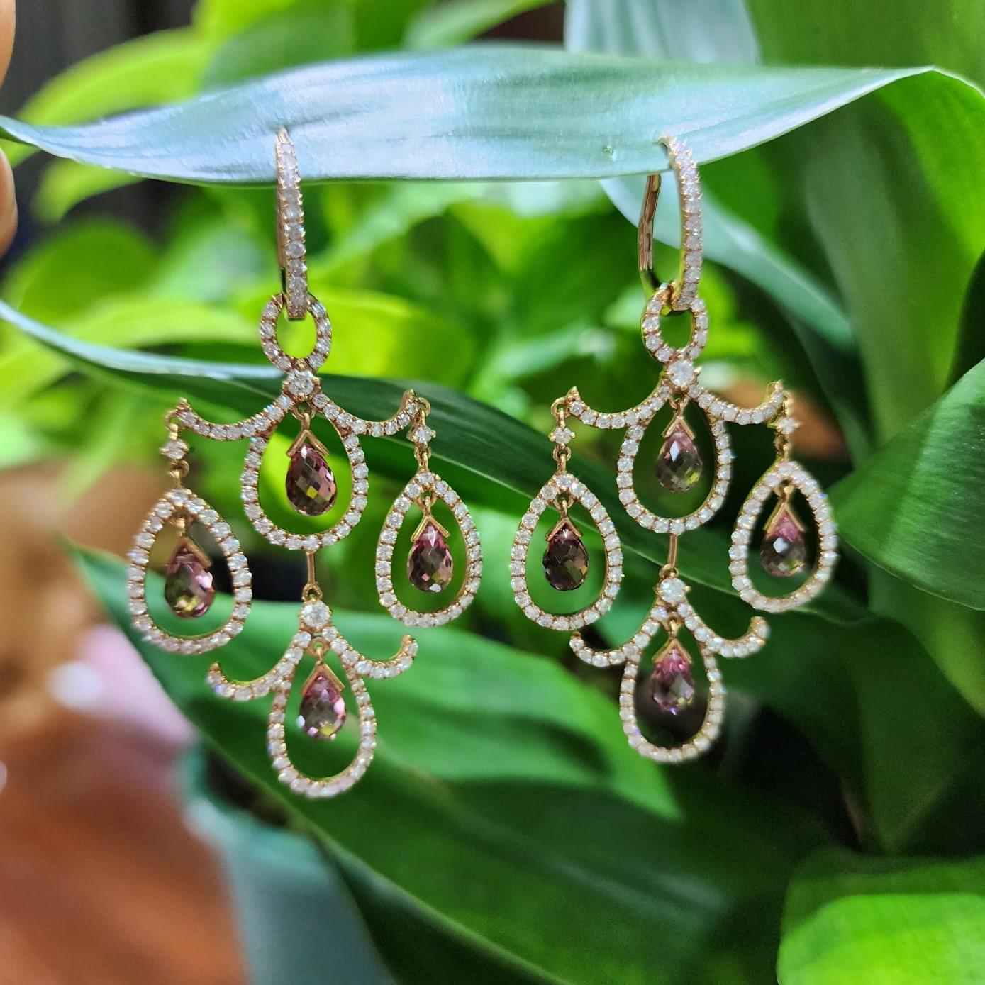 Vintage 7.35 carat Briolette and Diamond Chandelier Earring in 18K Rose Gold In New Condition For Sale In Hong Kong, HK