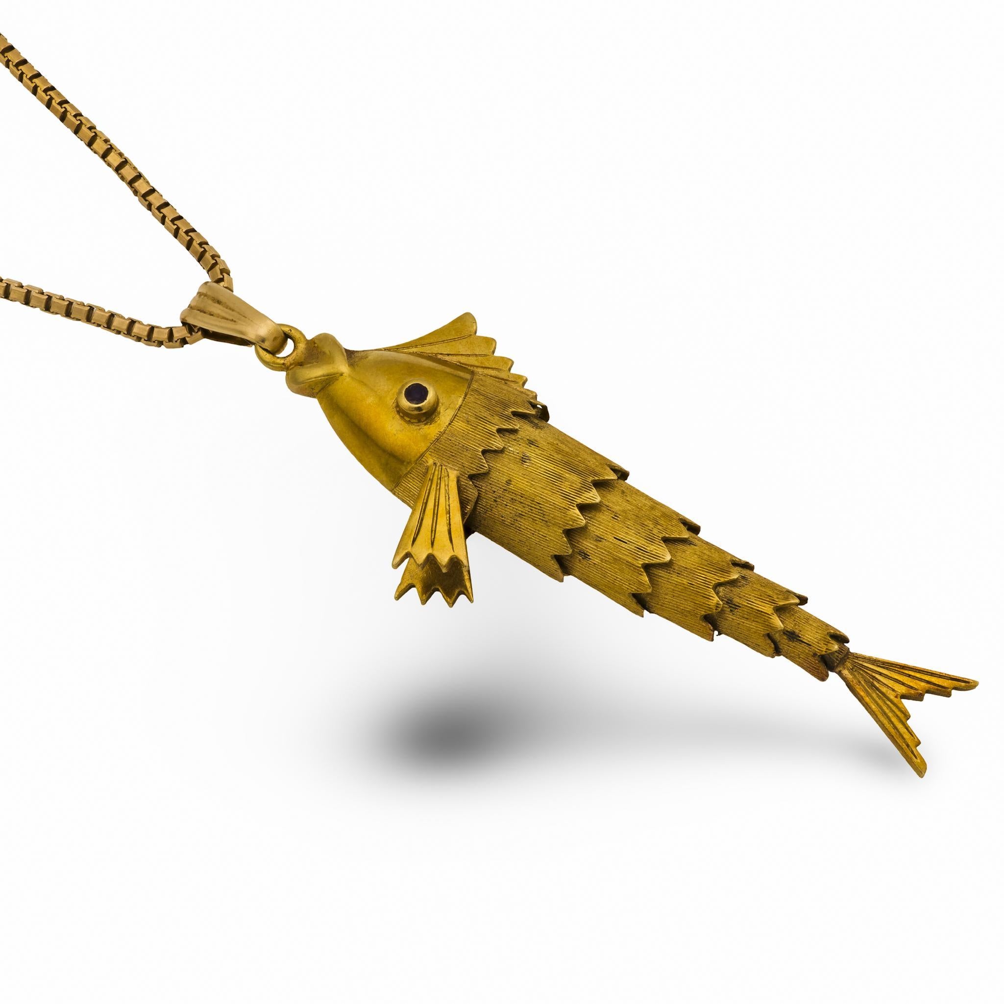 Vintage rubis Collier poisson articulé en or jaune 18k Bon état - En vente à Beverly Hills, CA