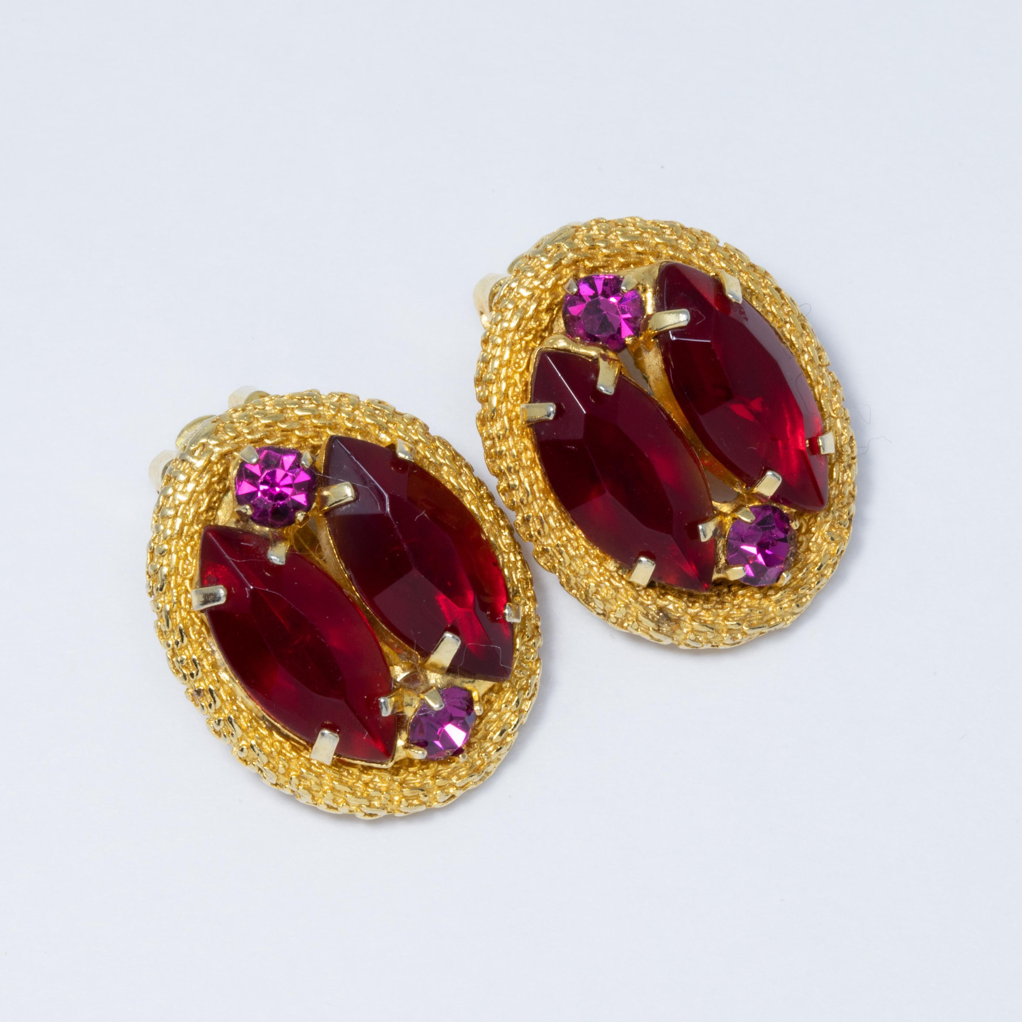 Vintage Ruby & Amethyst Crystal Victorian Style Brooch and Clip on Earrings In New Condition For Sale In Milford, DE