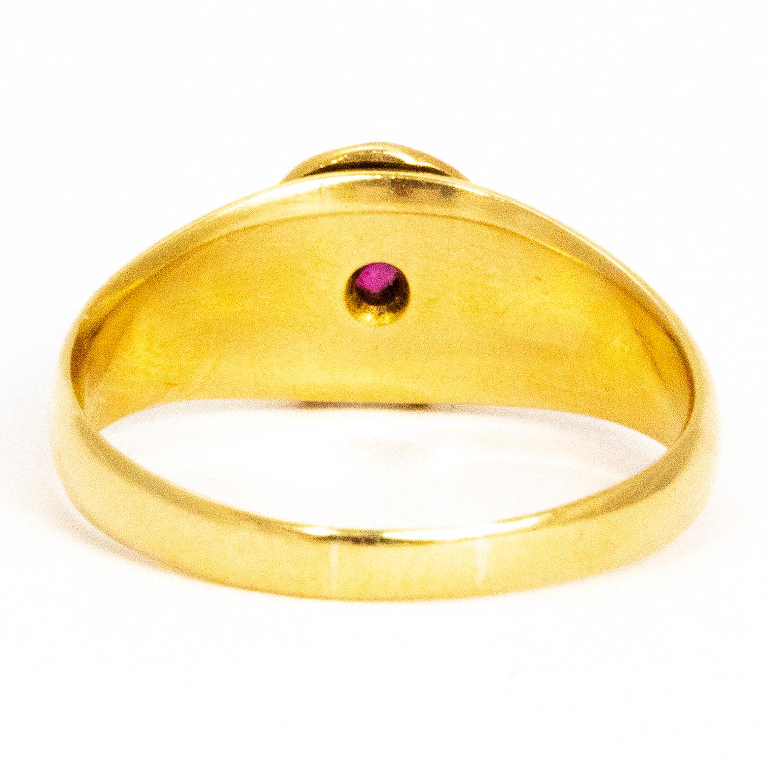 Vintage Ruby and 18 Gold Mizpah Ring In Good Condition In Chipping Campden, GB