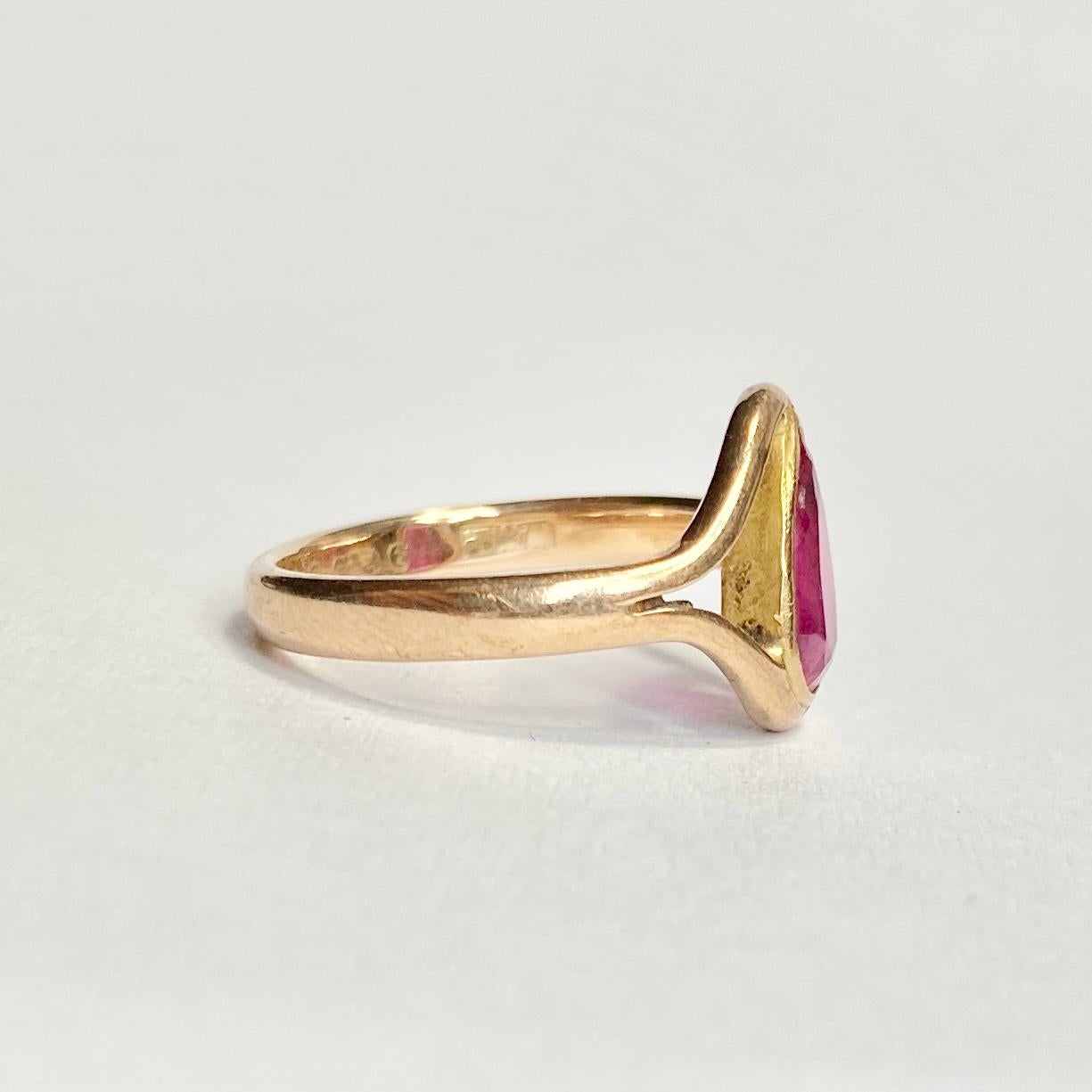 Pear Cut Vintage Ruby and 9 Carat Gold Ring For Sale