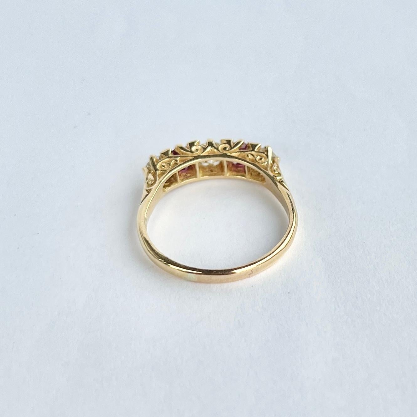 De las mujeres Anillo vintage de cinco piedras de oro de 18 quilates con rubíes y diamantes en venta