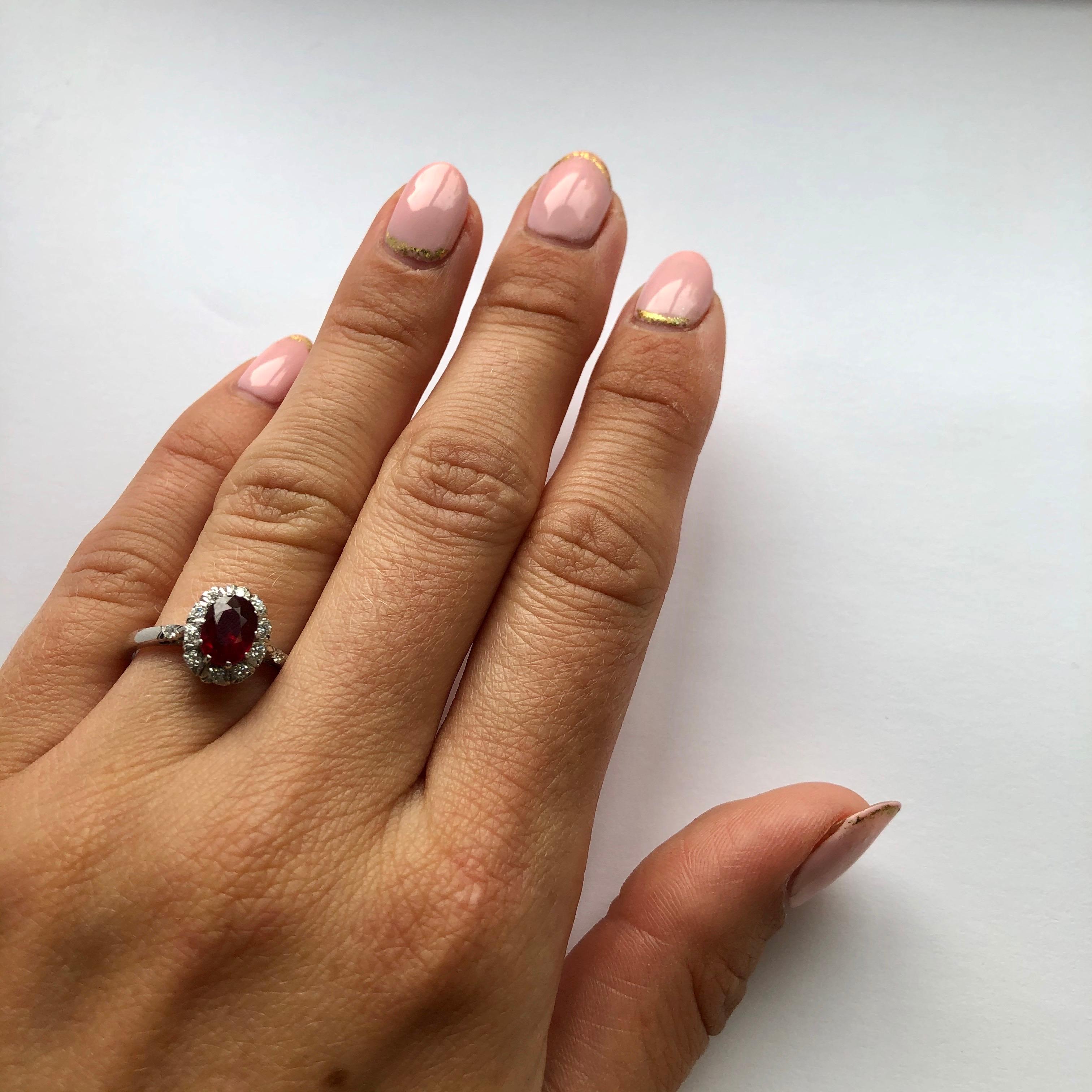 Vintage Ruby and Diamond 18 Carat White Gold Cluster Ring In Excellent Condition In Chipping Campden, GB