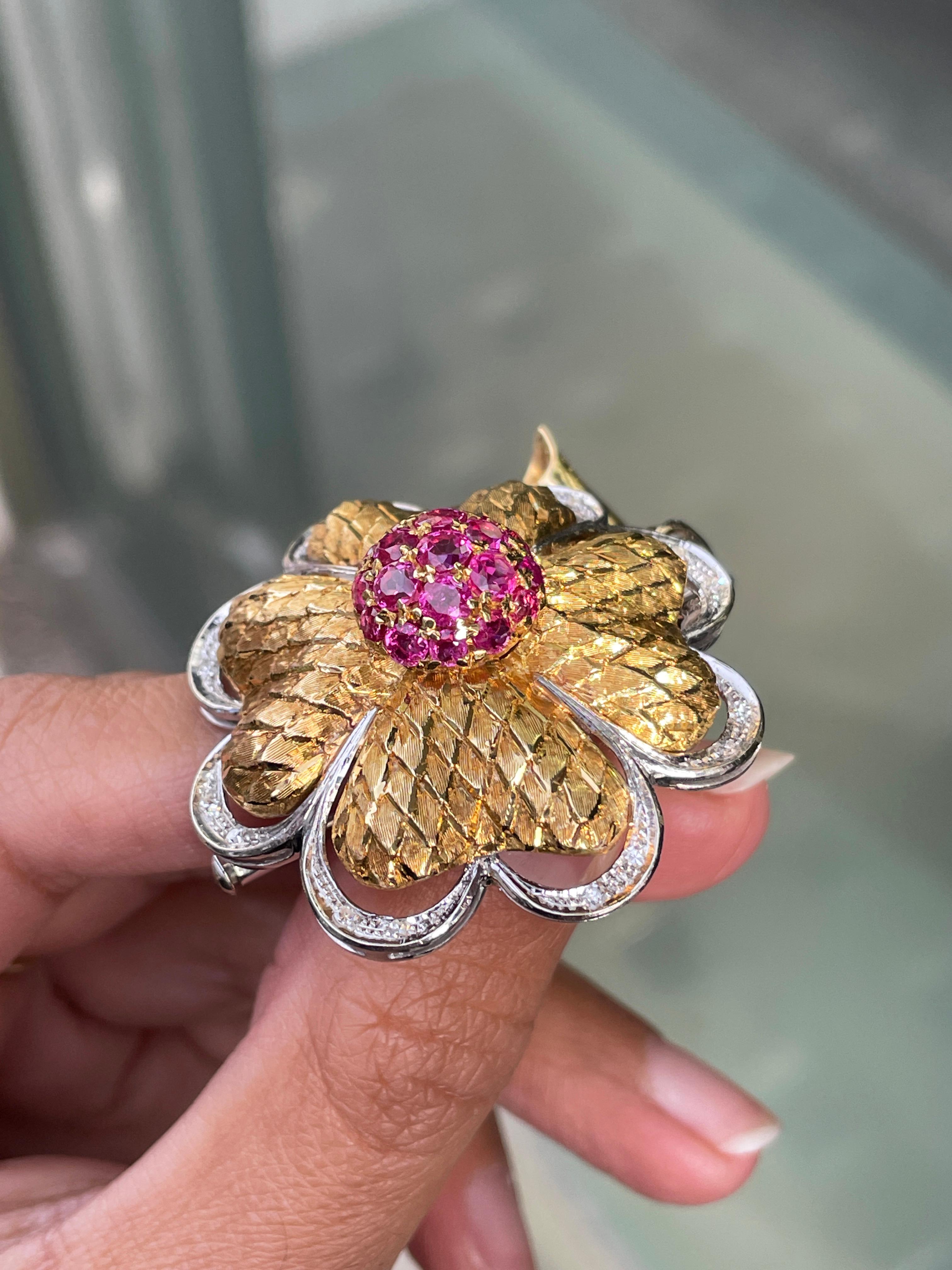 Vintage Ruby and Diamond 18 Carat White & Yellow Gold Flower Brooch In Excellent Condition For Sale In London, GB