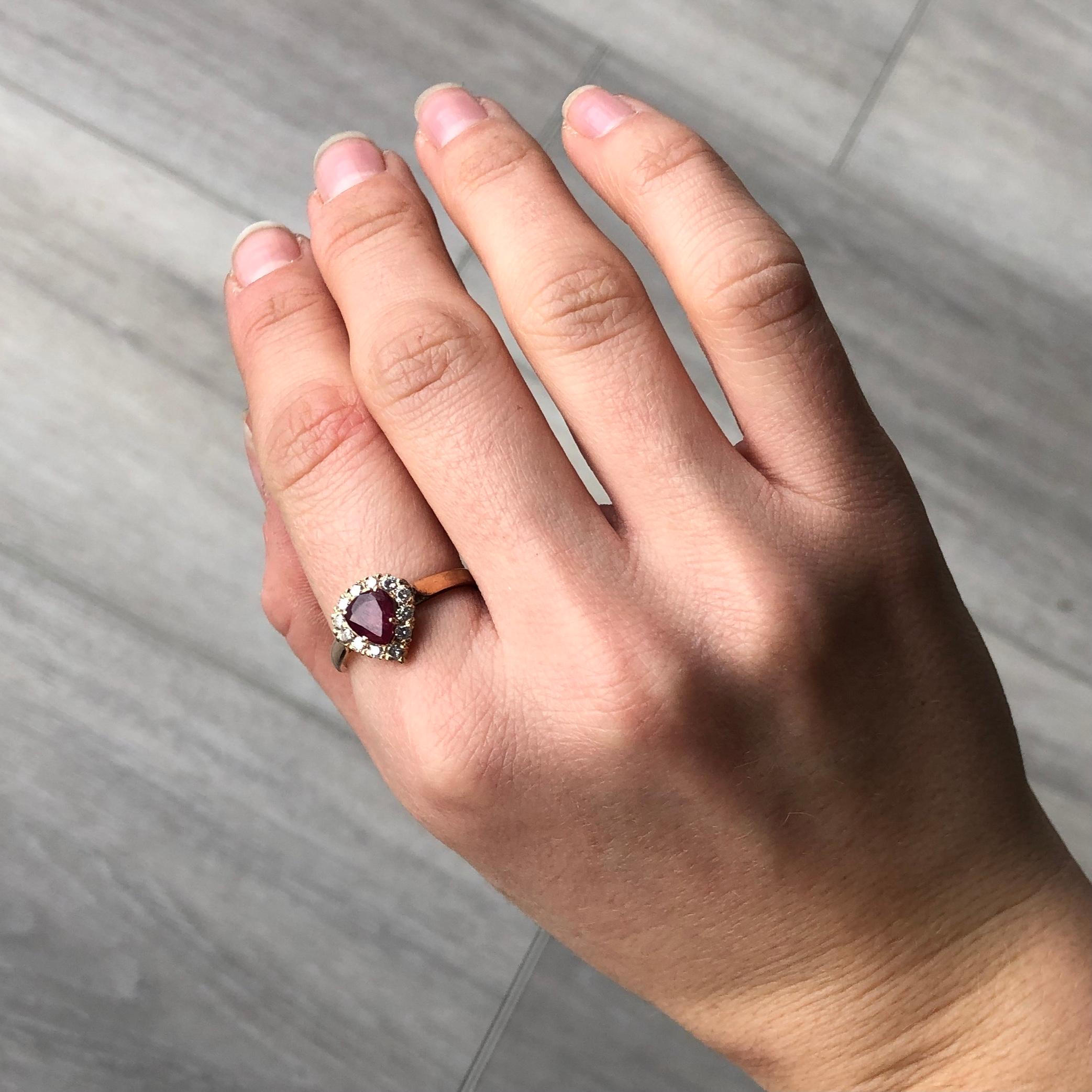 9 carat ruby ring