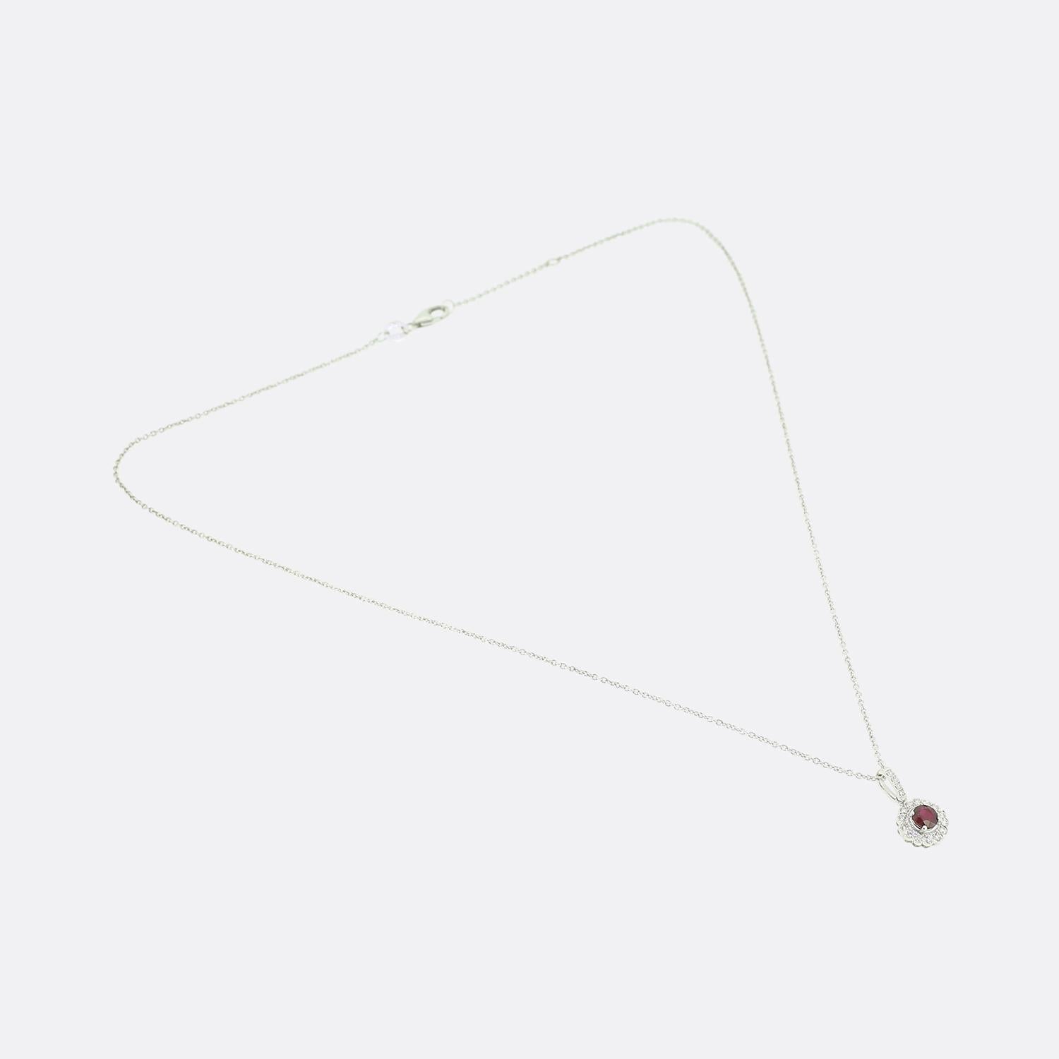 Collier vintage à rubis et diamants Unisexe en vente
