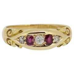 Fünfsteiniger Vintage-Ring mit Rubin und Diamant