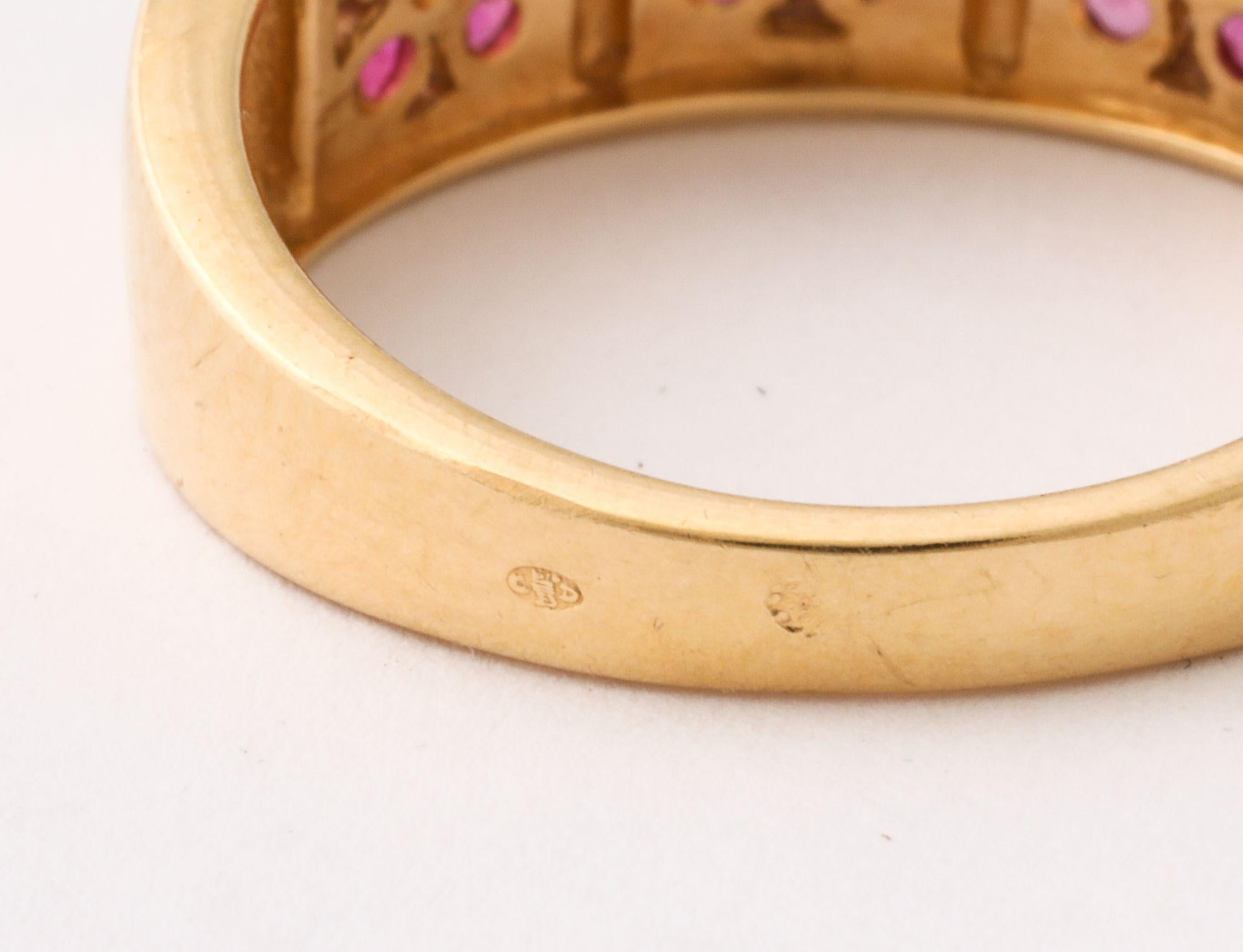 Bague en or vintage avec rubis et diamants en vente 3