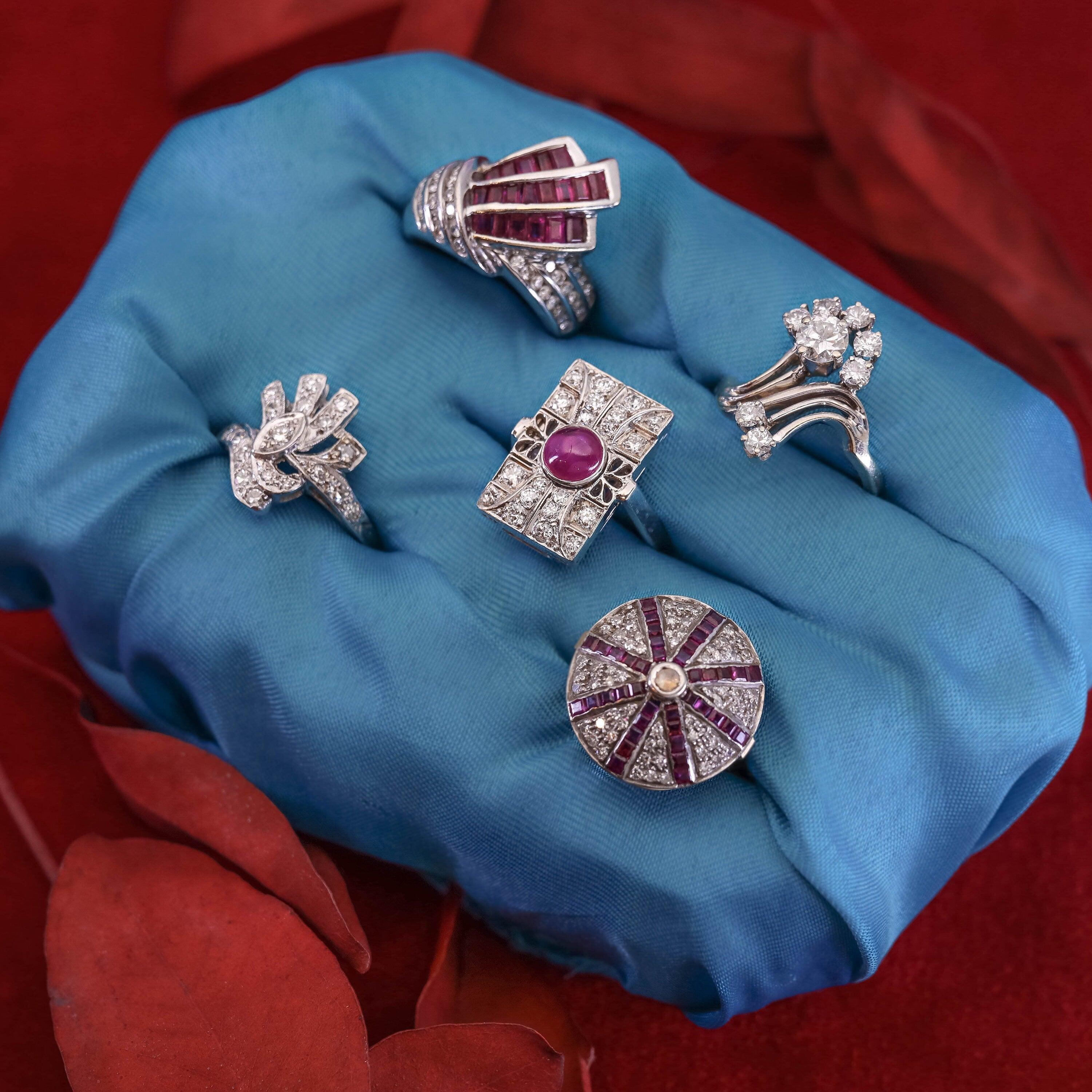 Vintage Ruby and Diamond Ring of 14k White Gold For Sale 2