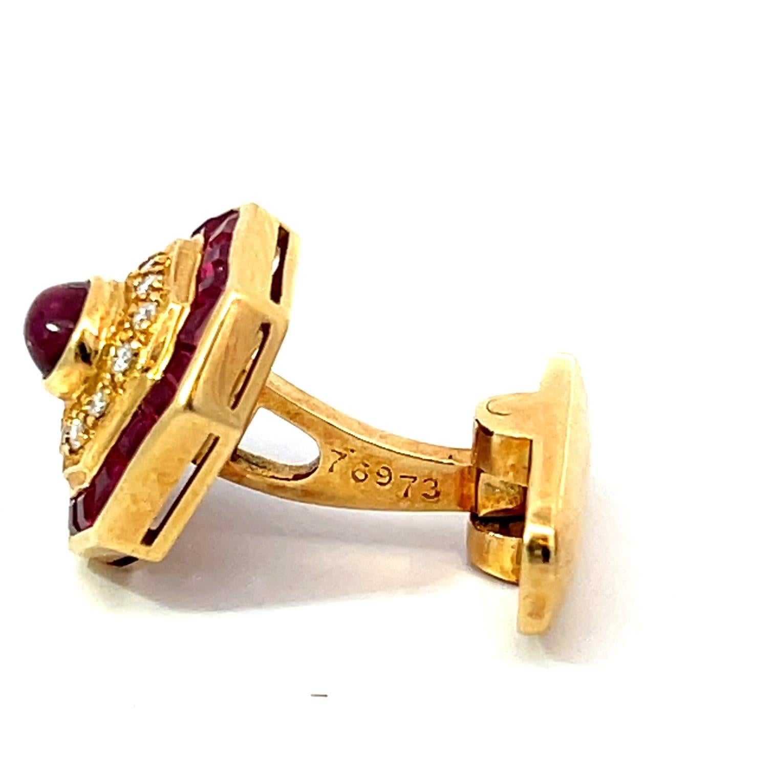 Round Cut Vintage Ruby and Diamonds Cufflinks and Shirt Stud Set For Sale