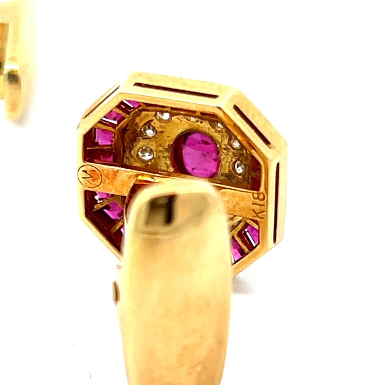 Vintage Ruby and Diamonds Cufflinks and Shirt Stud Set In Good Condition For Sale In New York, NY