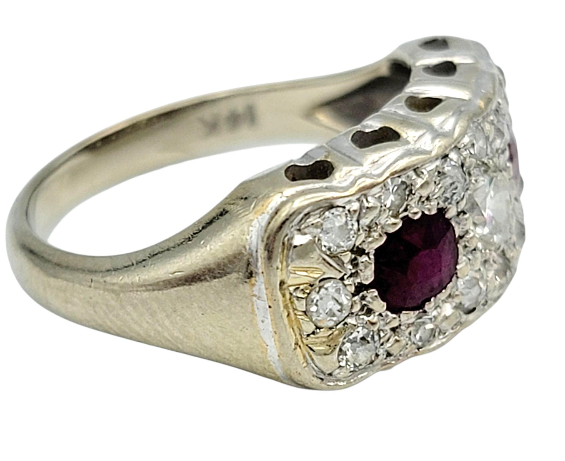 Taille coussin Vintage Ruby and Old Mine Cut Diamond Wide Band Ring in 14 Karat White Gold (Bague à large bande en or blanc 14 carats avec rubis et diamants taillés à l'ancienne) en vente