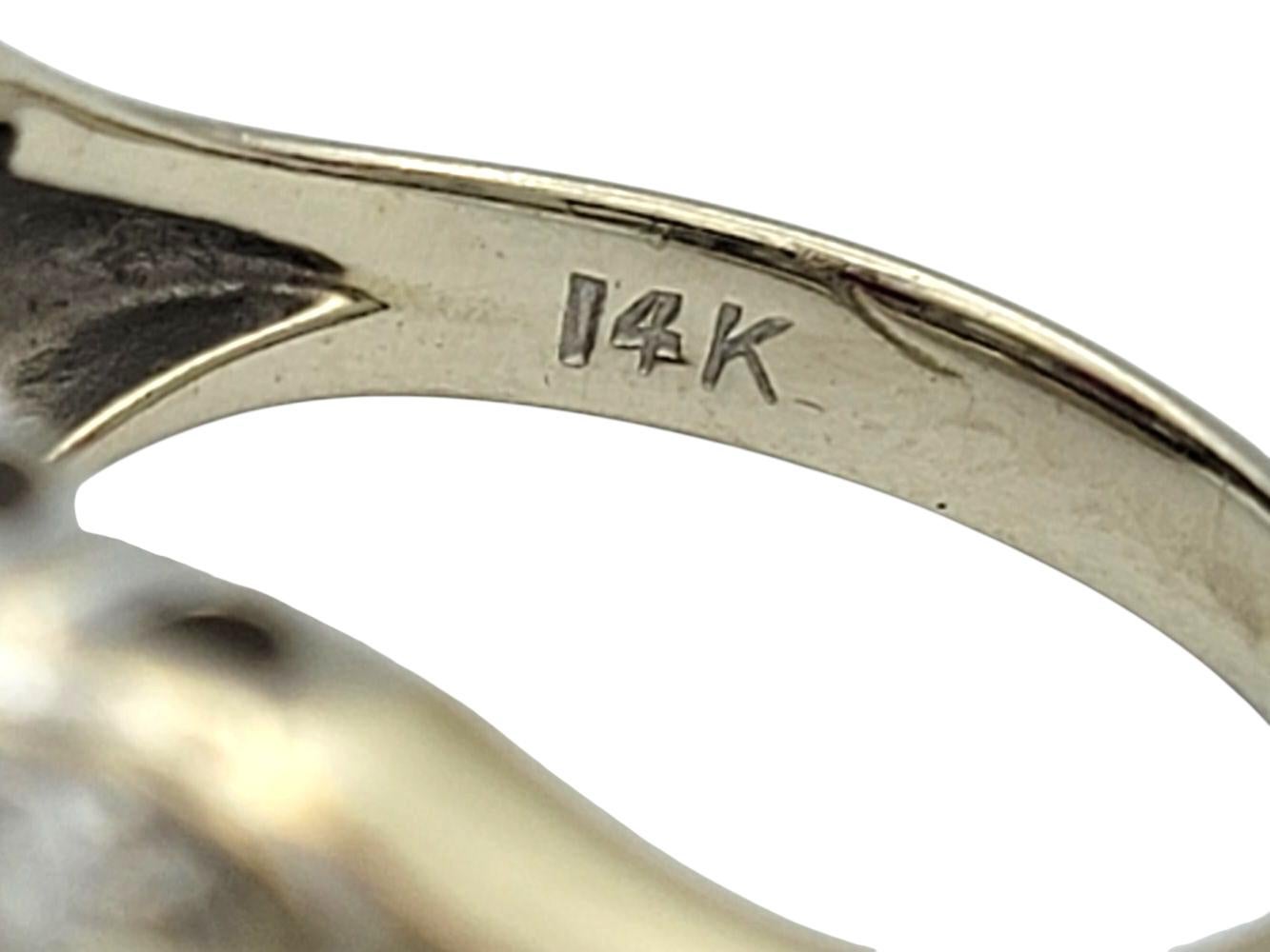 Vintage Ruby and Old Mine Cut Diamond Wide Band Ring in 14 Karat White Gold (Bague à large bande en or blanc 14 carats avec rubis et diamants taillés à l'ancienne) en vente 1
