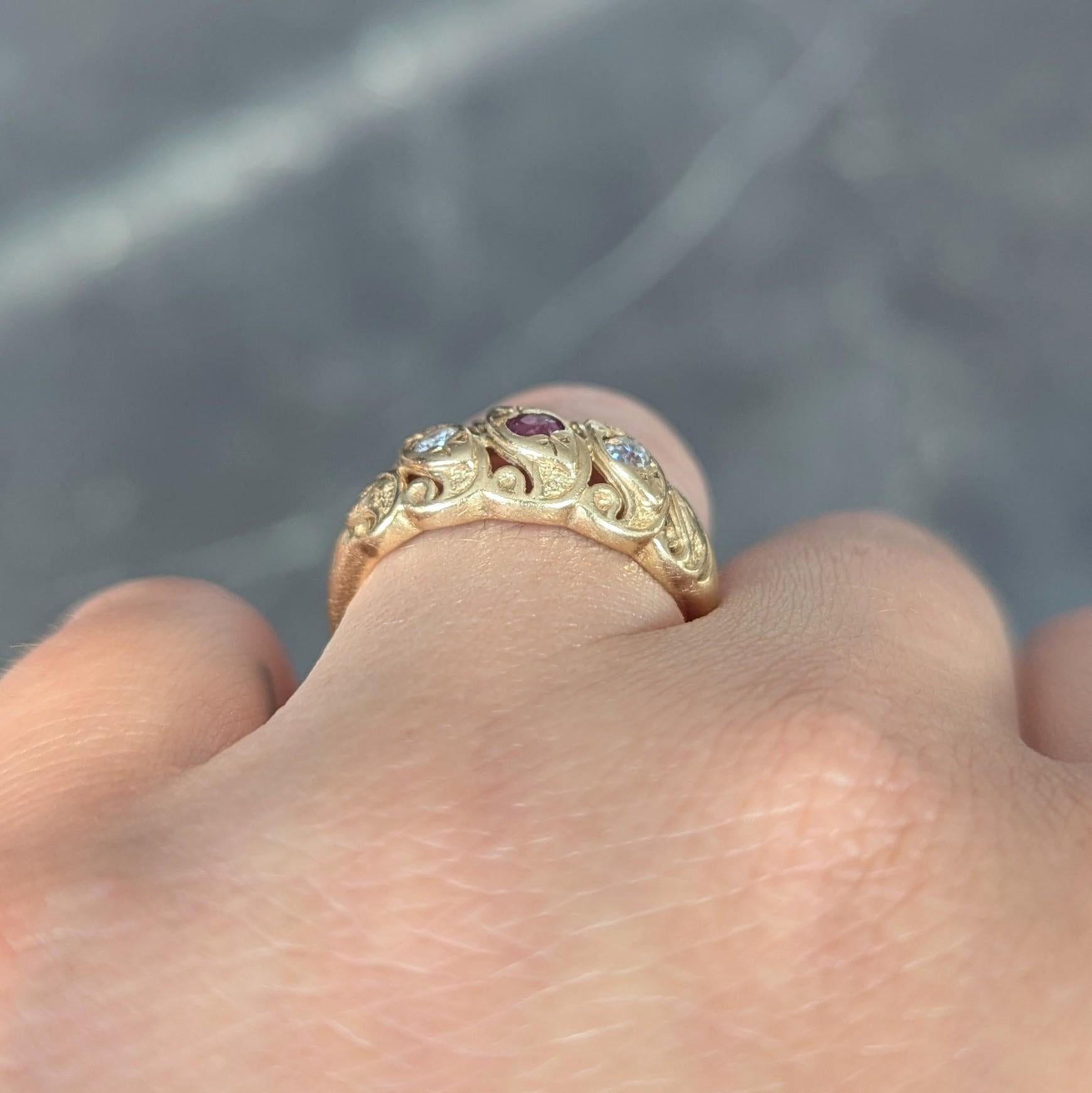 Vintage Ruby Diamond 14 Karat Yellow Gold Triple Snake Band Ring For Sale 7