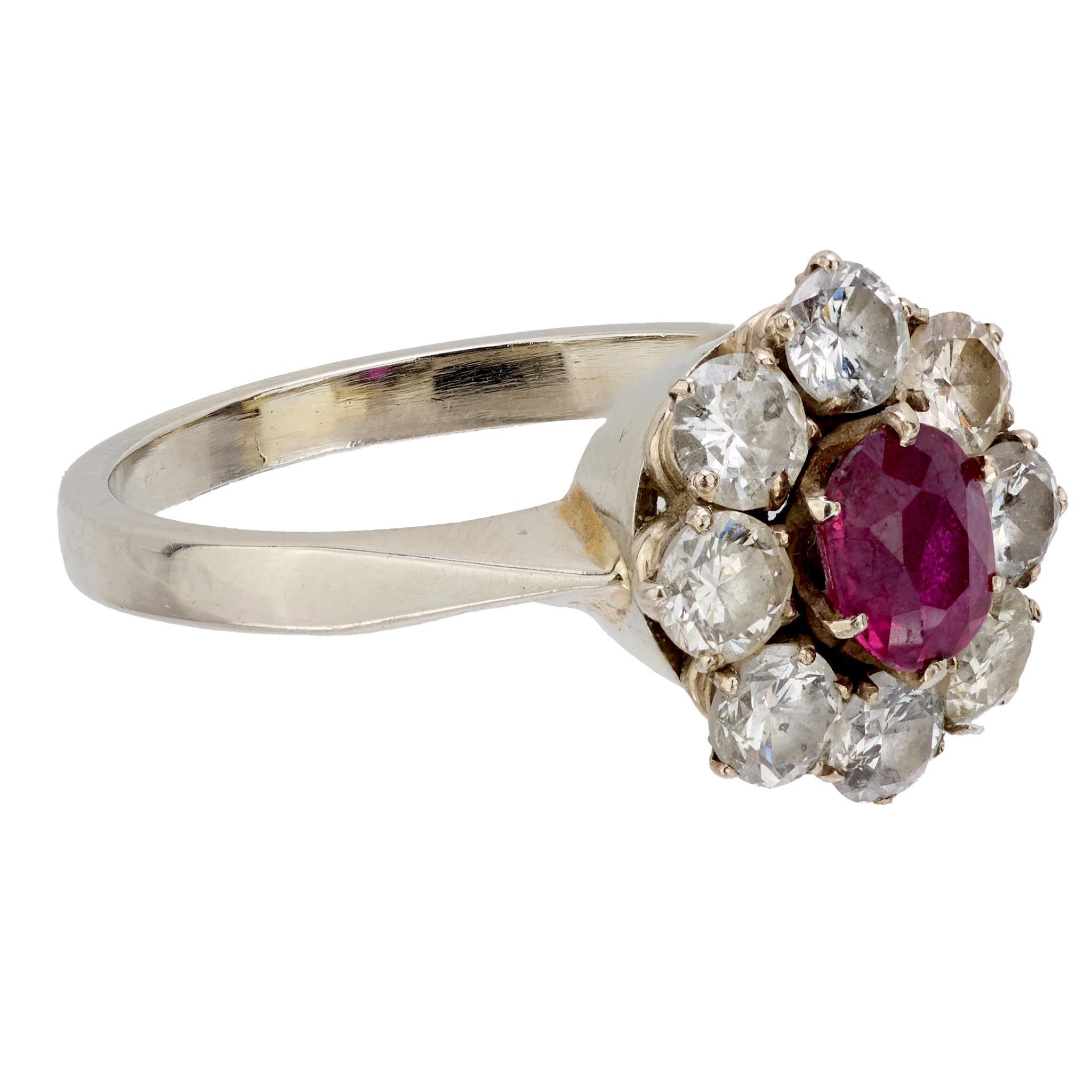 Modern Vintage ruby diamond 14k white gold cluster ring For Sale