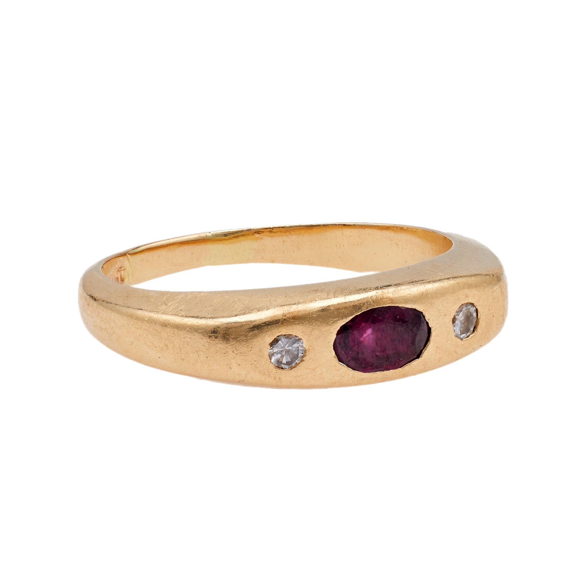 Women's or Men's Vintage Ruby Diamond 14k Yellow Gold Ring