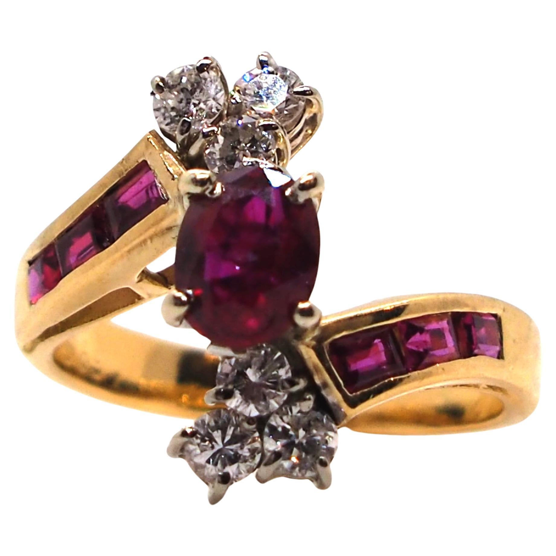 Vintage Ruby Diamond 18 Karat Yellow Gold Ring For Sale