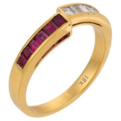 Anello bypass con rubino e diamante d'epoca in oro giallo 18 carati
