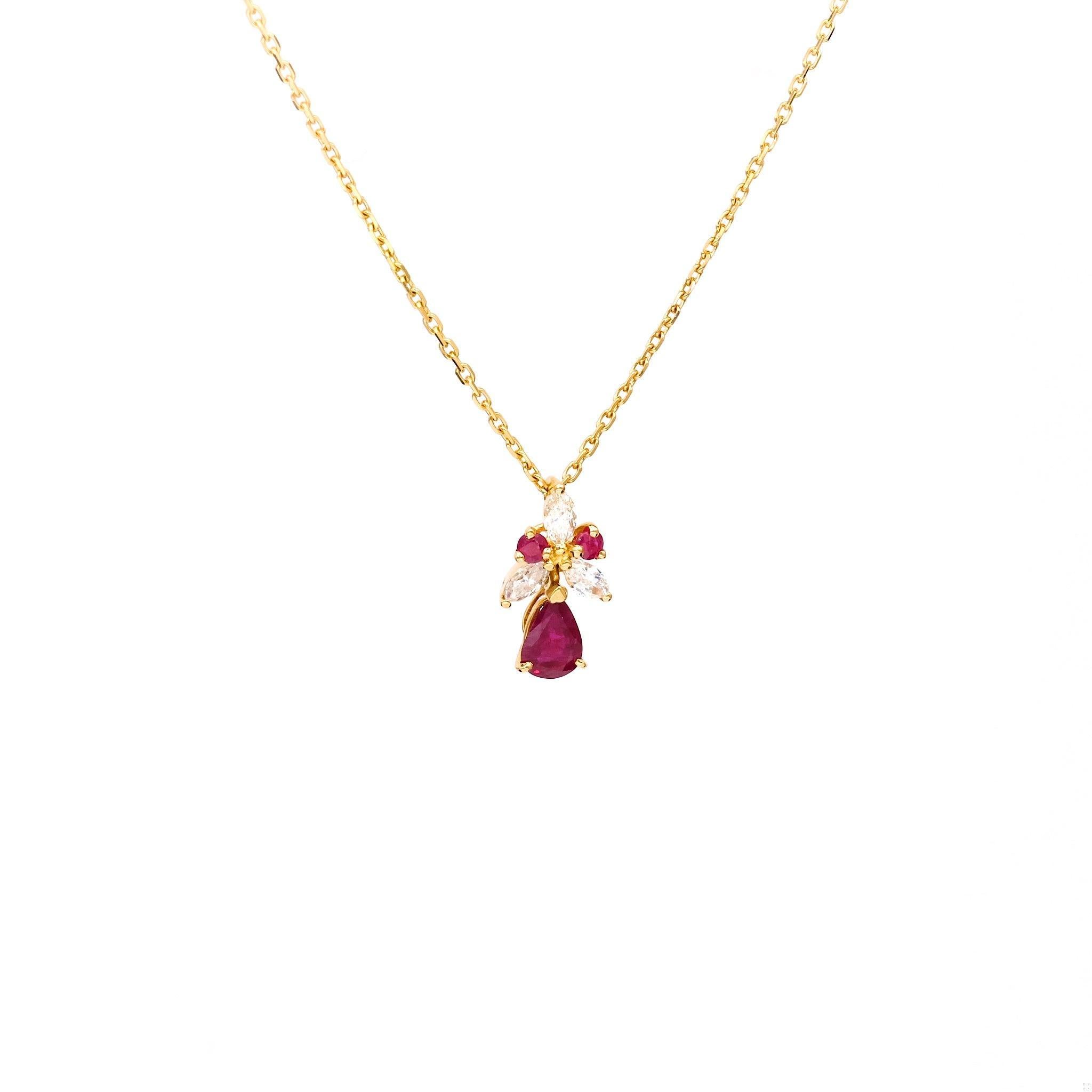 Women's Vintage Ruby Diamond 18k Yellow Gold Pendant Necklace