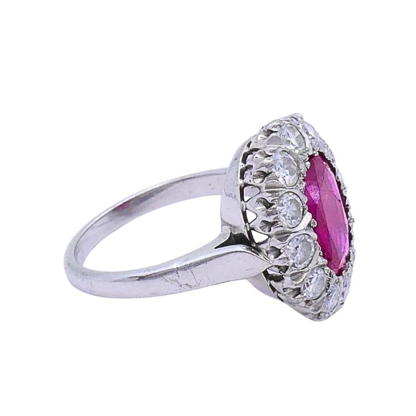 Donna Anello Vintage Ruby Diamond Cluster in oro 14k in vendita