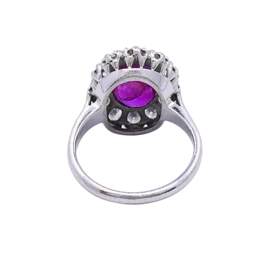 Anello Vintage Ruby Diamond Cluster in oro 14k in vendita 3