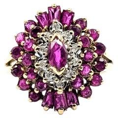 Anello Vintage con rubino e diamanti in oro giallo 14k